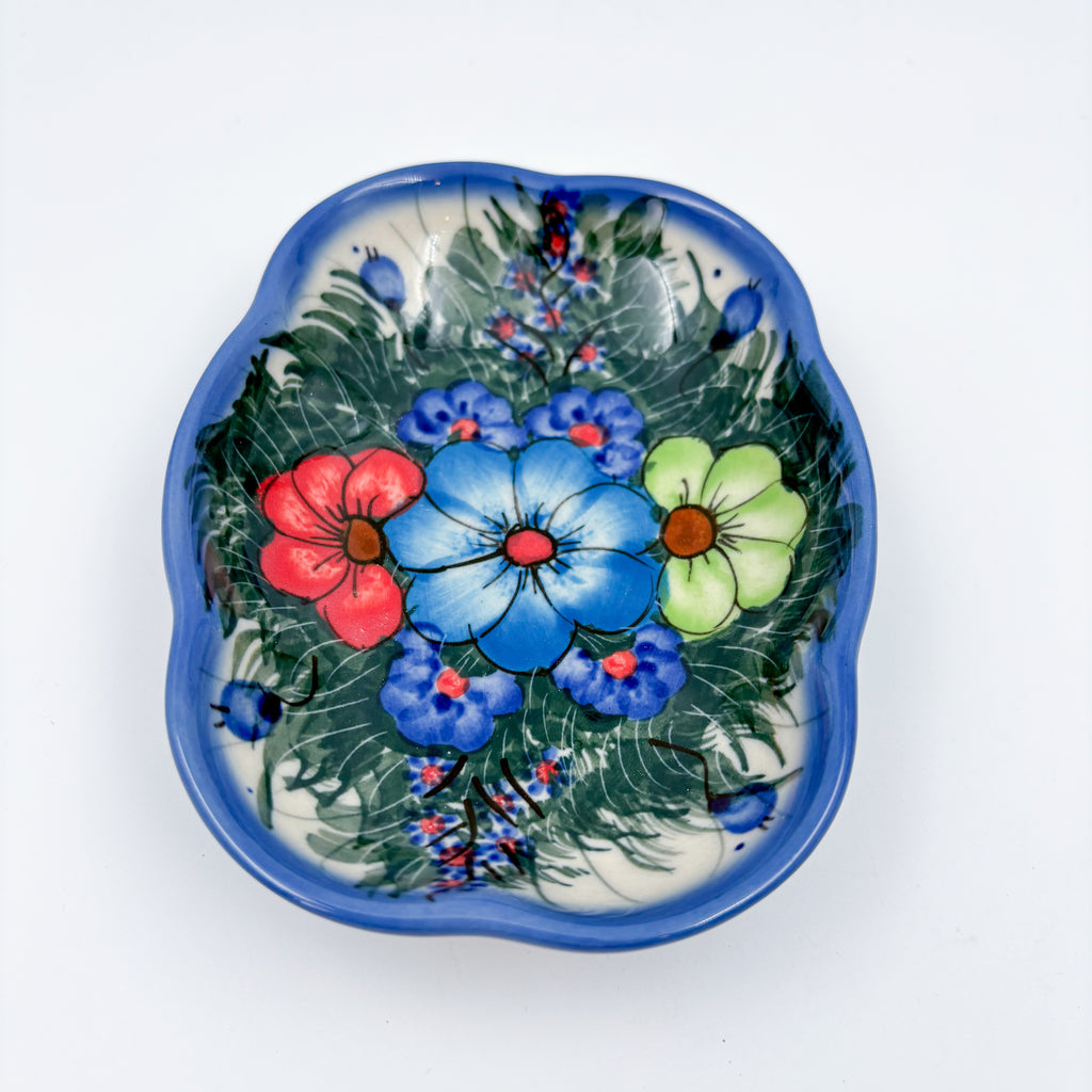 5" Soap Dish.  Handmade Polish pottery.  UNIKAT Forget Me Not Design - Style 2