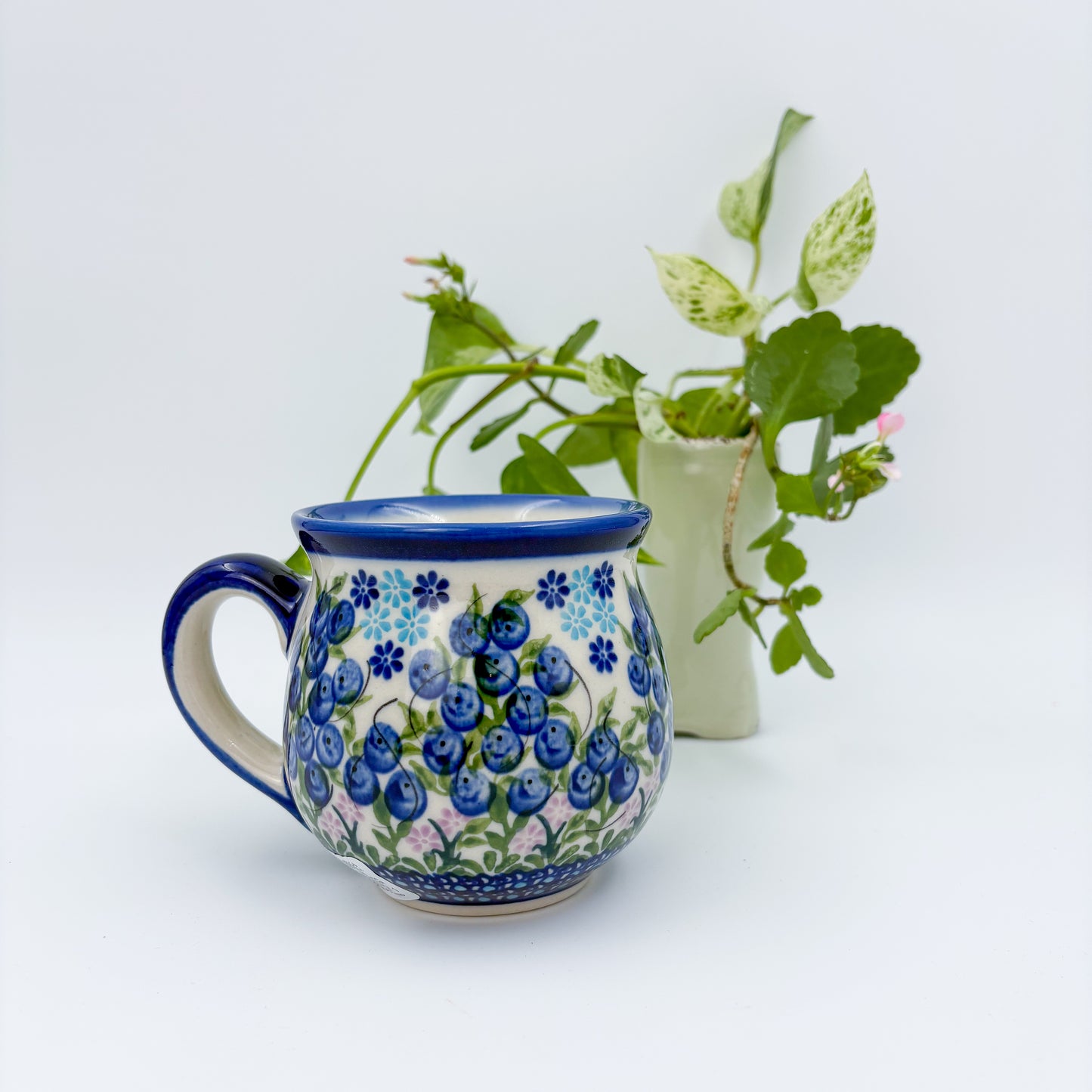 10 oz Bubble Mug. Handcrafted Polish pottery stoneware:  UNIKAT Blueberry Design