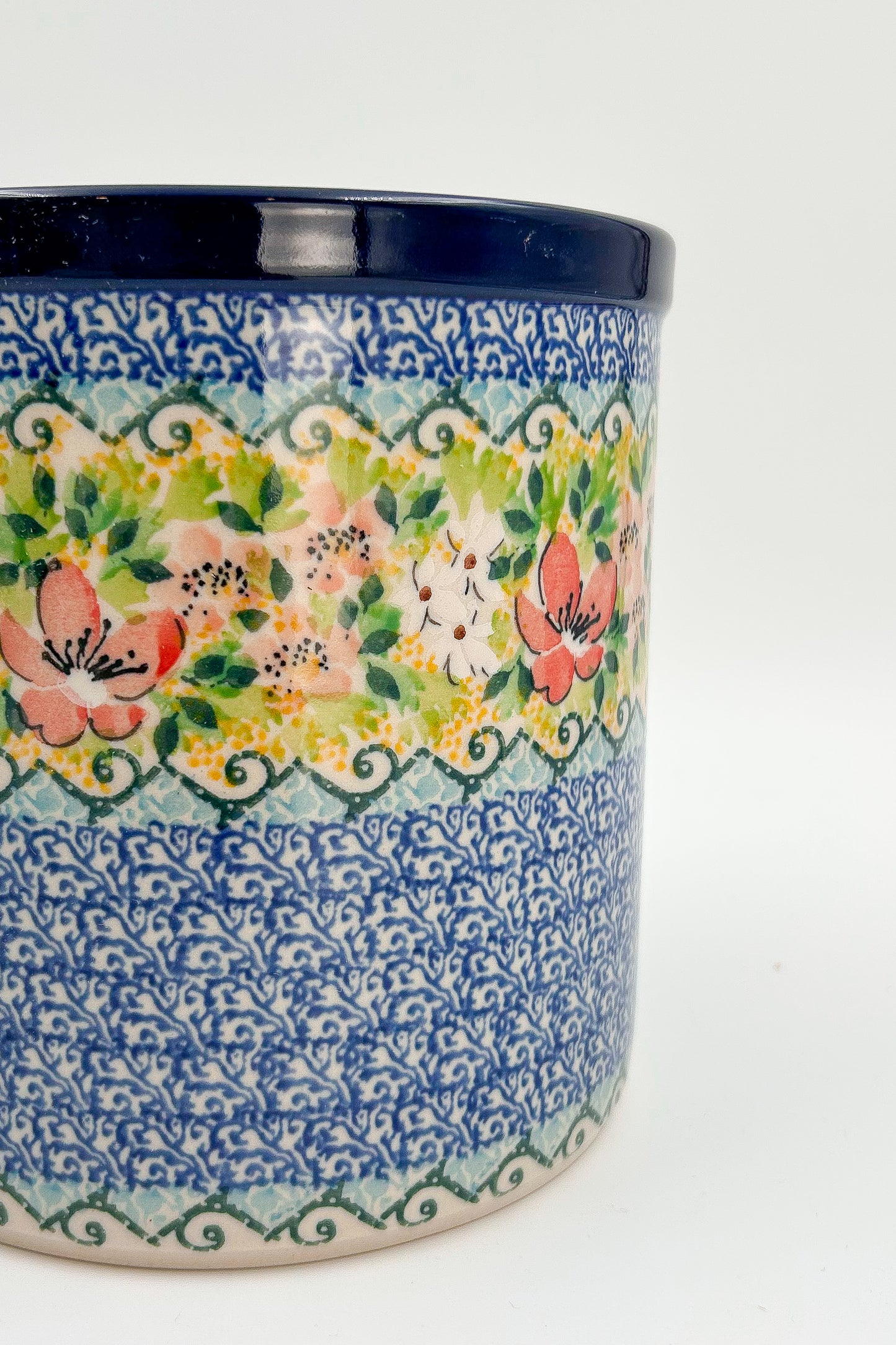 Utensil Jar 6”.  Handmade Polish pottery.  UNIKAT Petal Dance