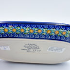 UNIKAT Wildflower Meadow oval platter, exterior side view showing bottom stamp and daisy border pattern