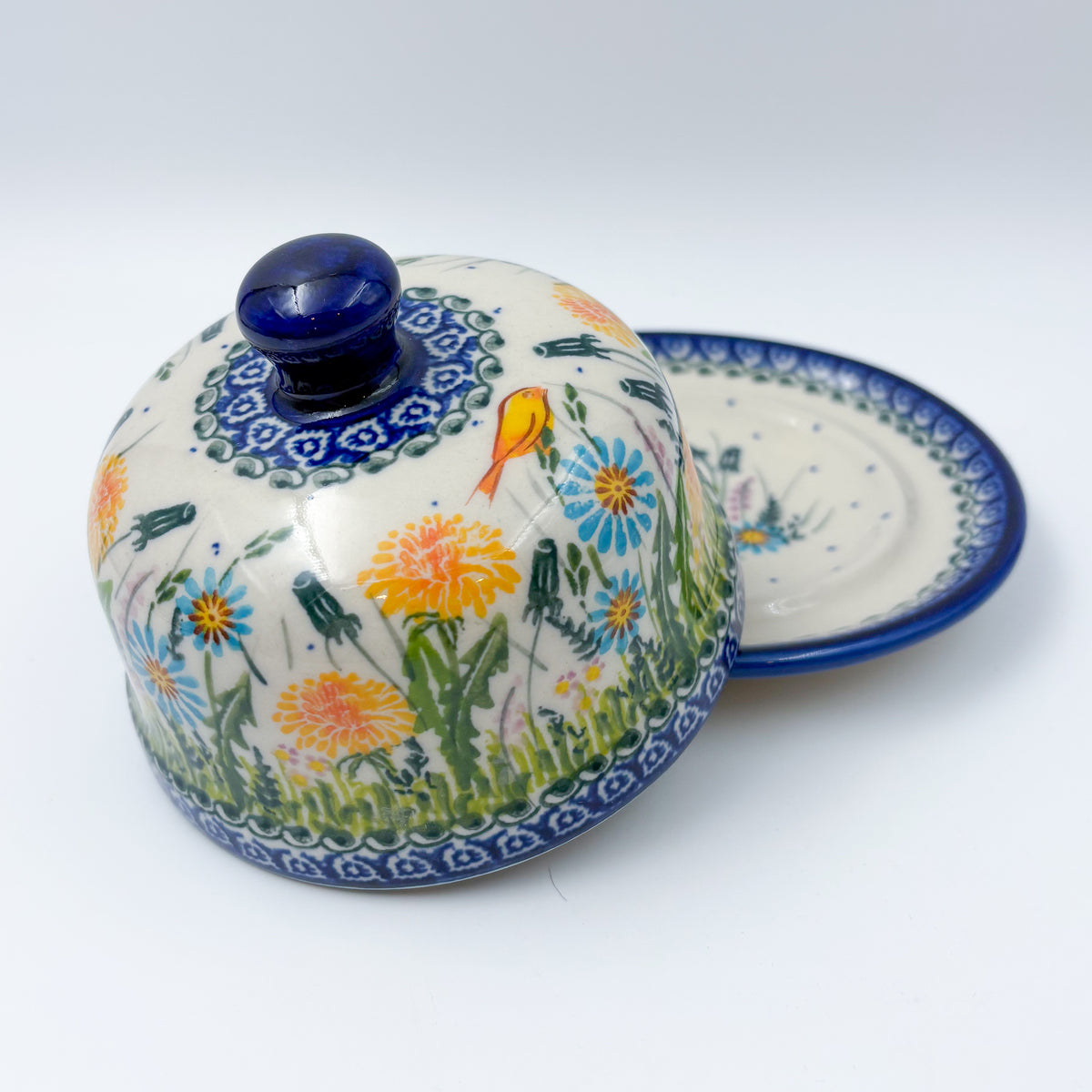 Round Butter/Cheese Covered Dish: UNIKAT Songbird Design