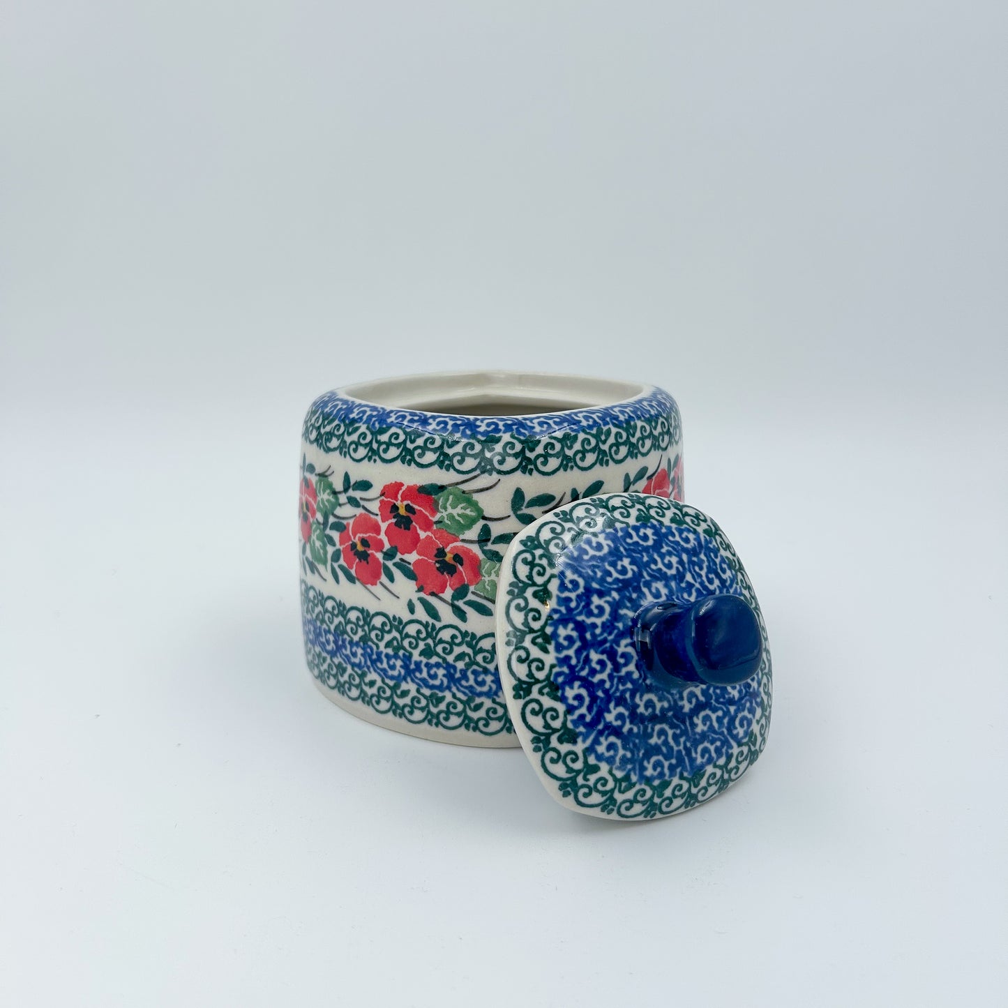 9oz. Sugar Bowl.  Red Pansy Pattern