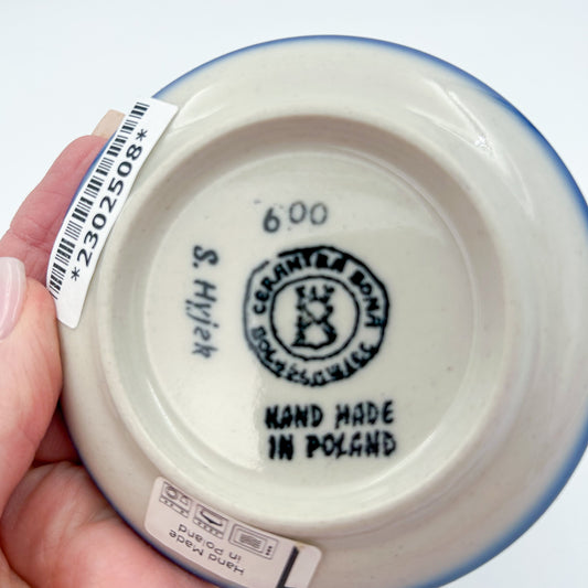 4” puppy plate is a handmade by talented Polish artisans. This small roundpuppy plate is a dachshund image is simple adorable. 4" Round Ceramika Bona Company