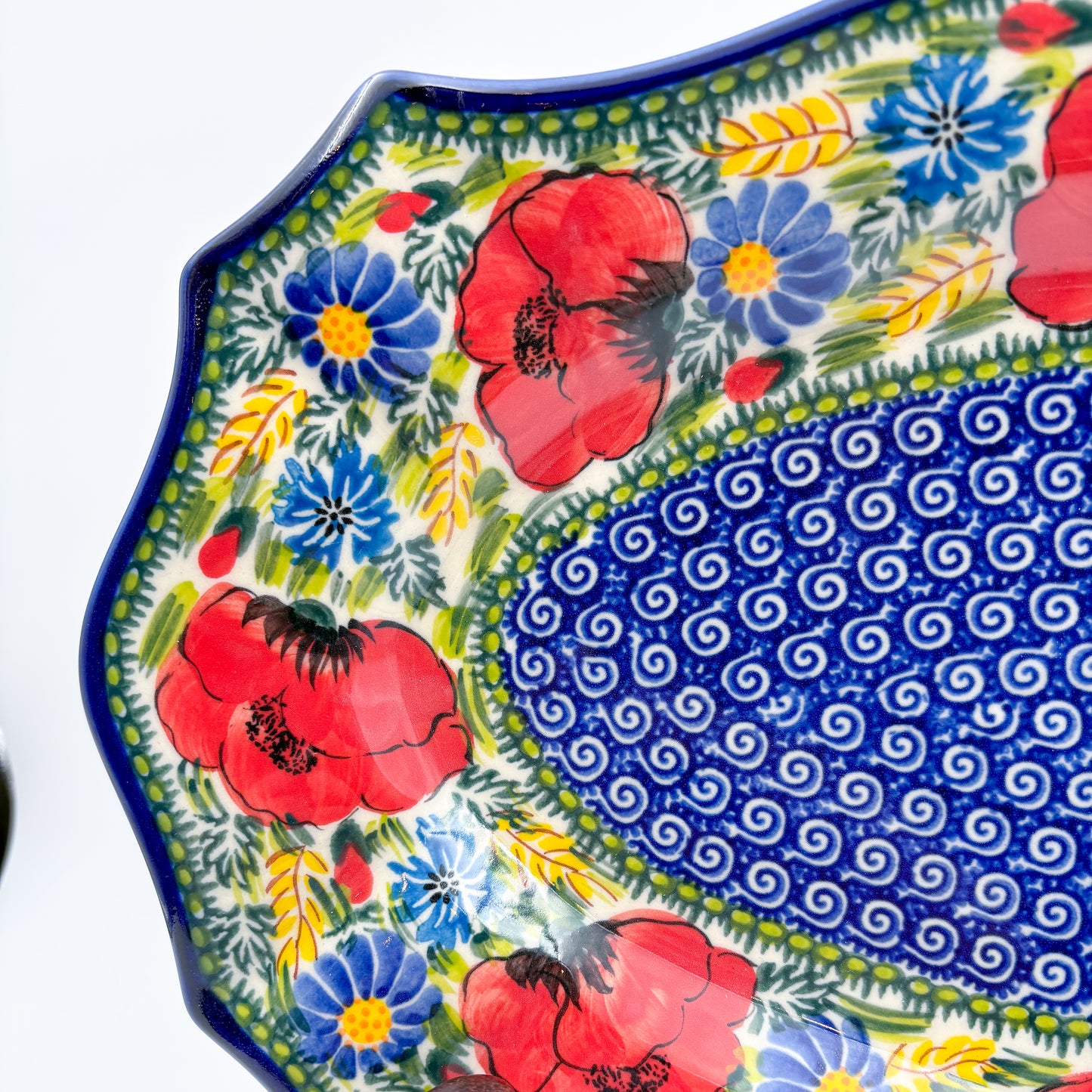 13" Cezar Platter.  Hand crafted Polish pottery stoneware: UNIKAT Poppy Garden Design.