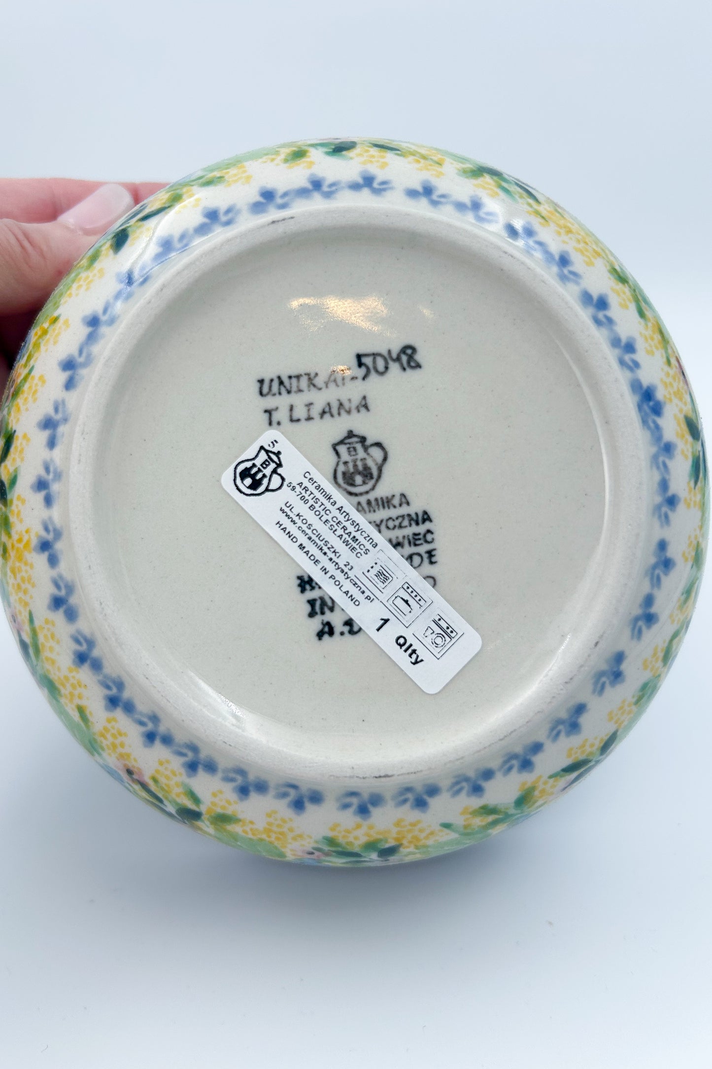 Polish pottery 6.57” blue floral stacking bowl in the UNIKAT &nbsp;Blue Hydrangea Pattern.  It holds 24 ounces of fluid Dimension
Ceramika Artystyczna Company