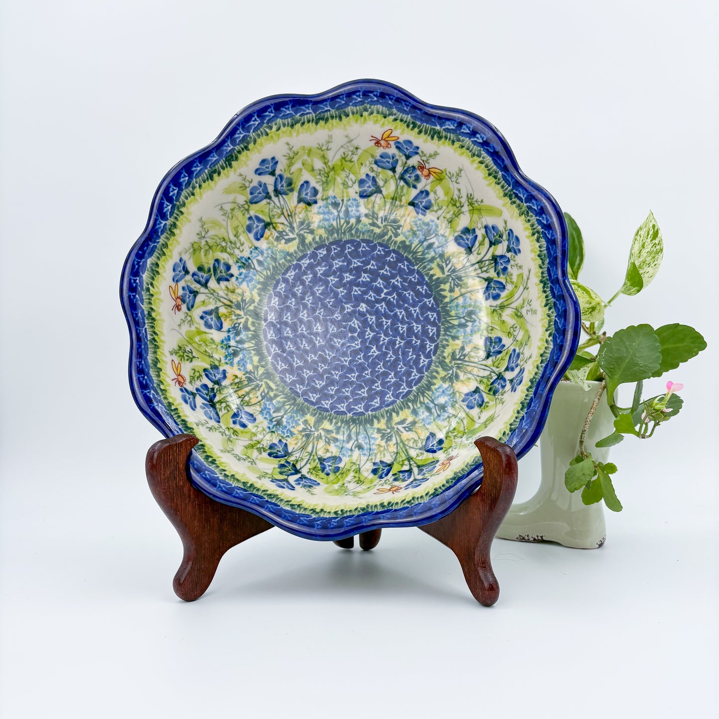 9" Wavy Bowl: UNIKAT Bluebell Meadow Design