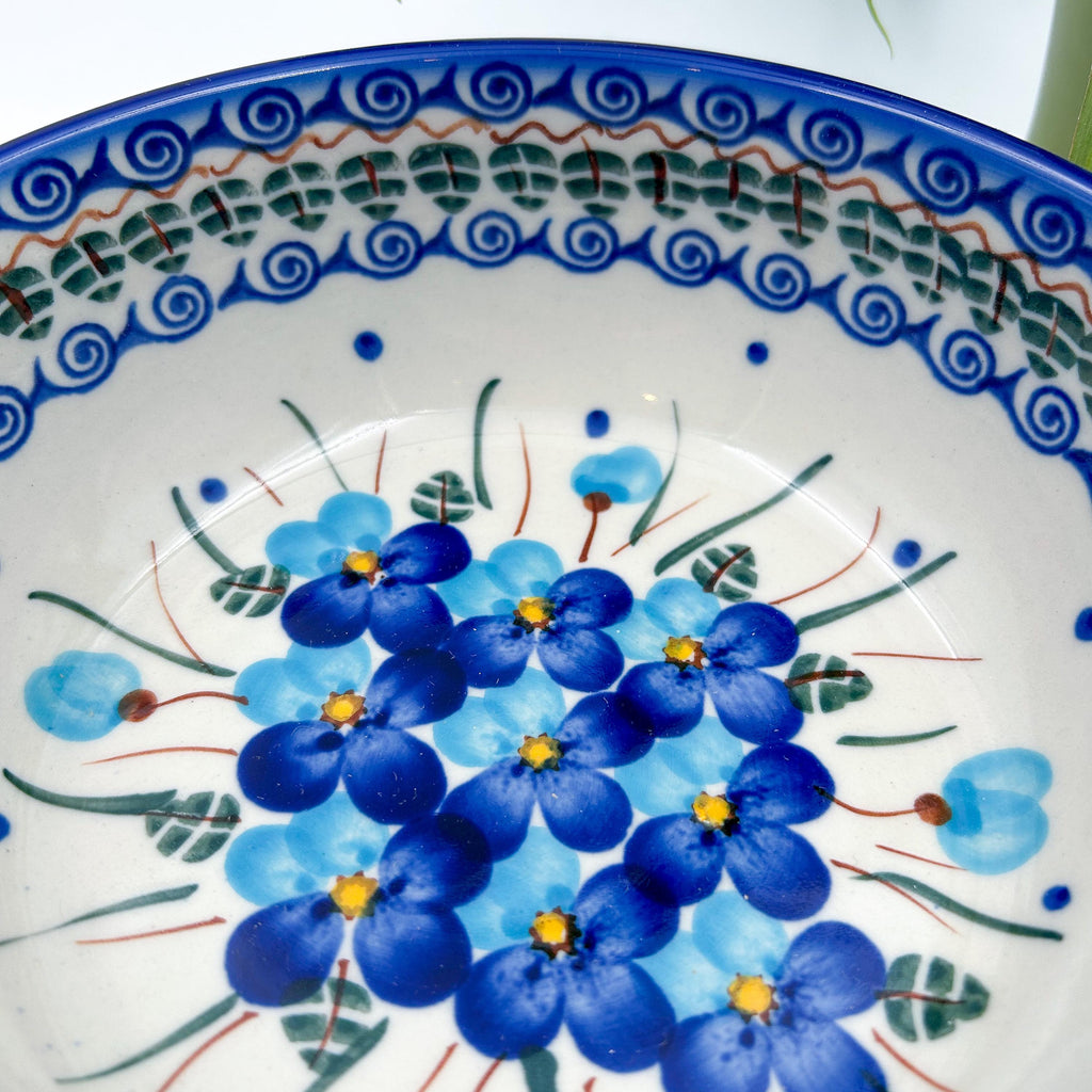  7” Farm Bowl in the UNIKAT Blue Pansy 