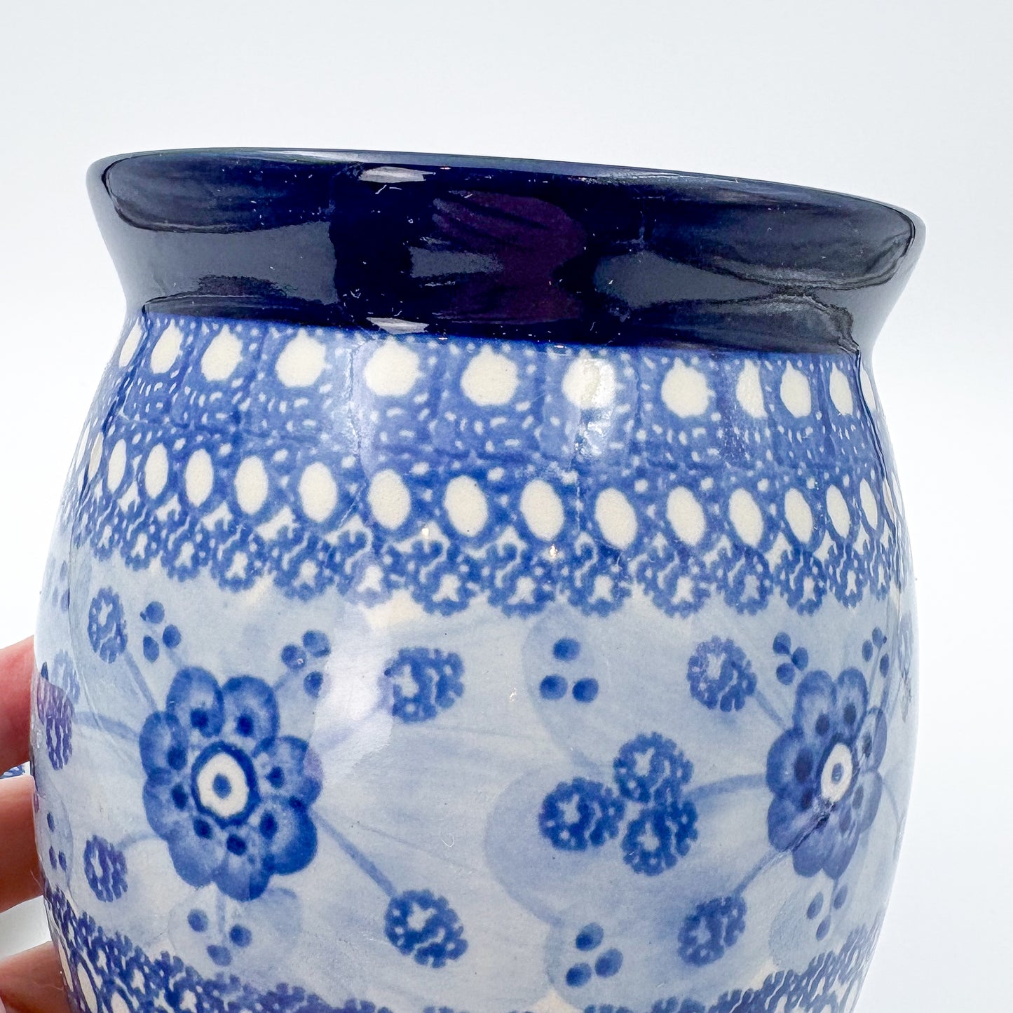 6" Lidded Jar.  Handmade Polish pottery.  UNIKAT Ble Poppy Design