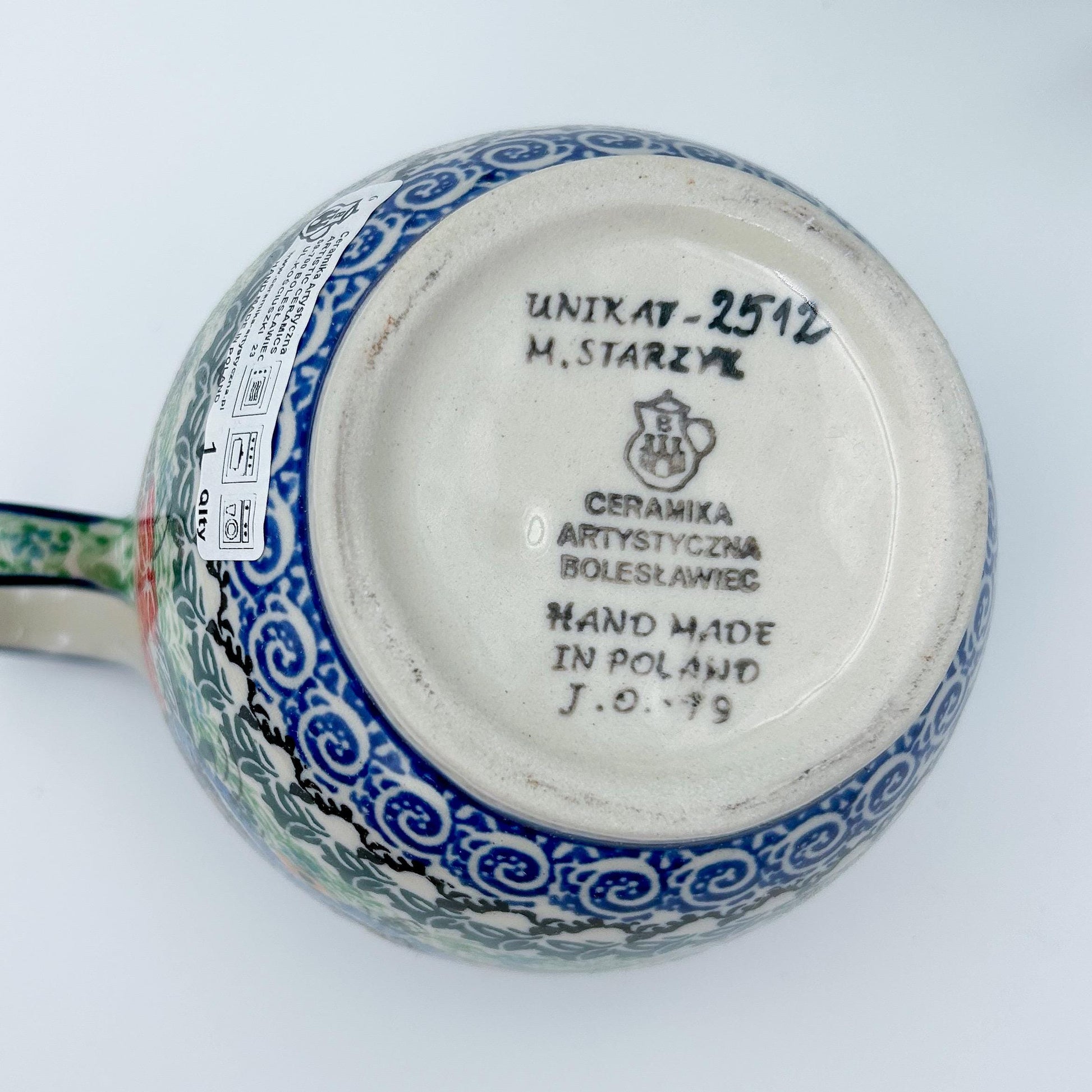 16oz foral bowl with loop handle in the UNIKAT Vibrant Bouquet pattern