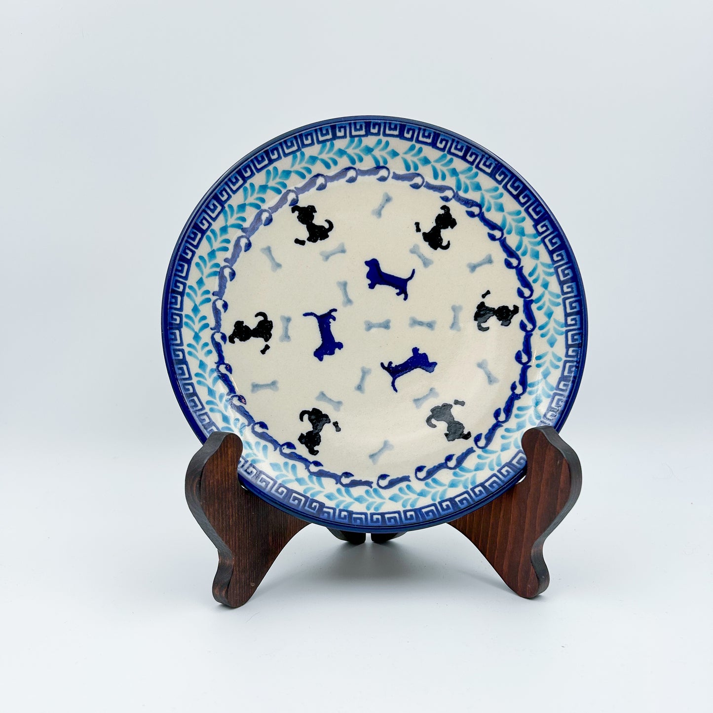 7.56” Dessert Puppy Plate.  Handmade Polish pottery.   Puppy Pleasure Design