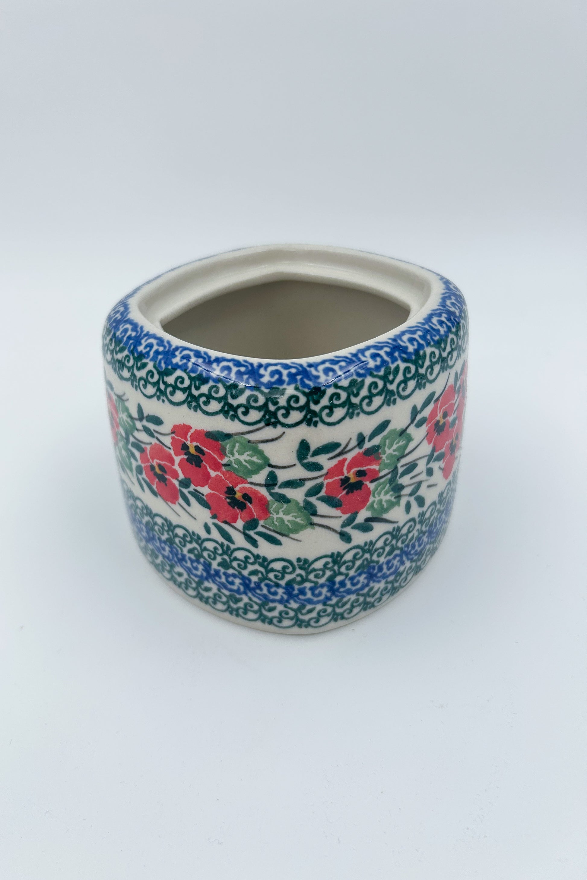 Polish pottery 9oz” square foral sugar bowl in Red Pansy Pattern. 
Ceramika Artystyczna Company