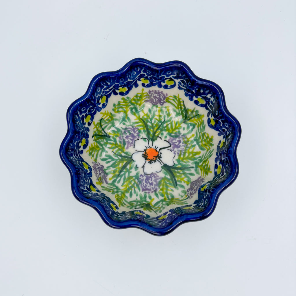 Primrose small babka bowl on white background, top-down straight-on view