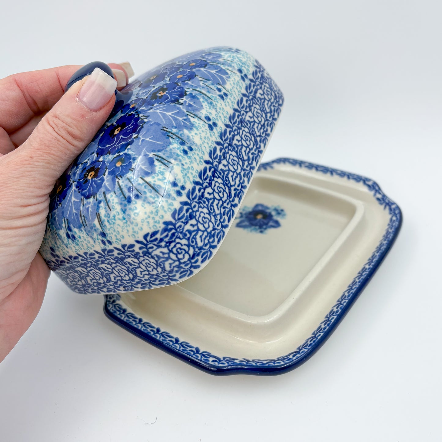 7" Butter Dish: UNIKAT Deep Winter Design