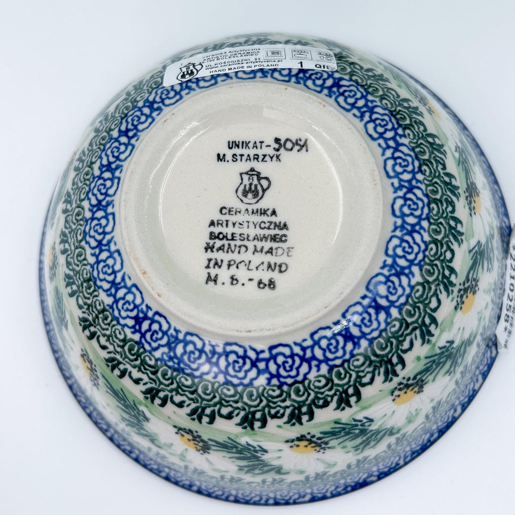 Bottom of Polish Daisies stacking bowl showing Unikat stamp and artist signature