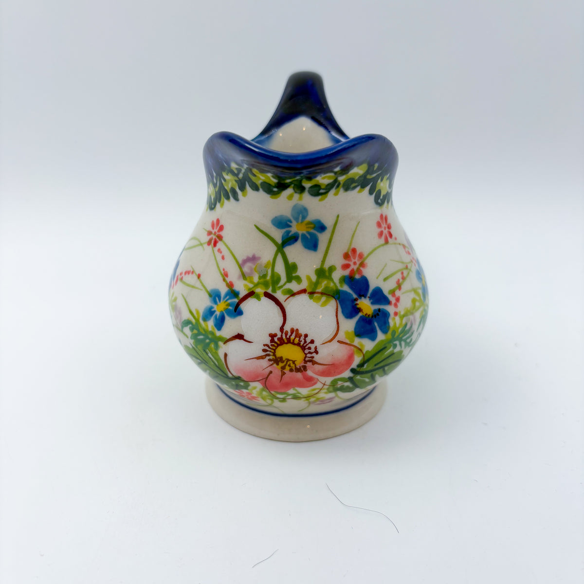 5 oz Allegro Creamer.  Handcrafted in Poland  UNIKAT Pink Ruffle Design