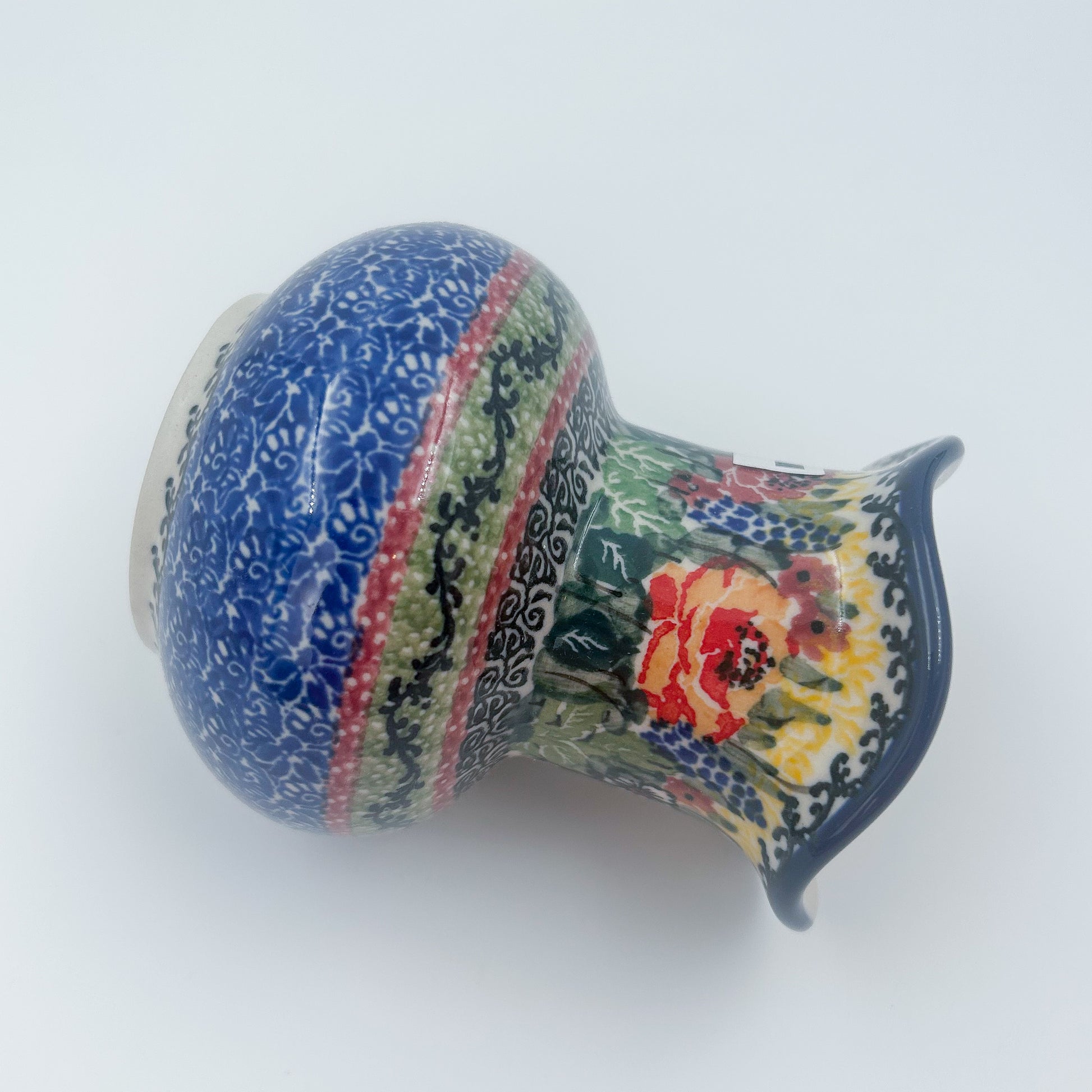 This 4” floral vase is a handmade by talented Polish artisans. This is a Polish UNIKAT signature vase.Dimensions 4.33 X 3.35 X 3.35
Ceramika Artystyczna Company