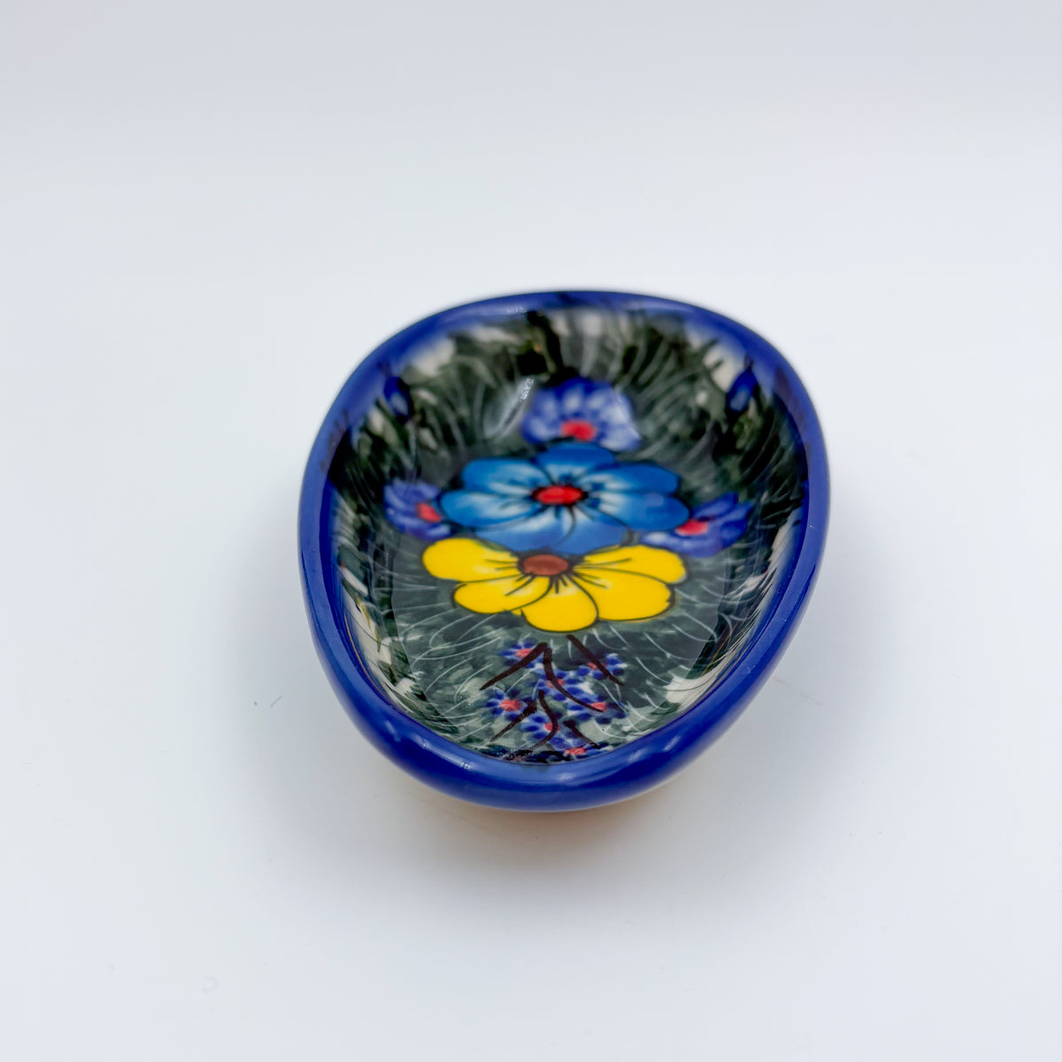 Spoon Rest 5”.  Handmade Polish pottery.  UNIKAT Forget Me Not Pansy Pattern