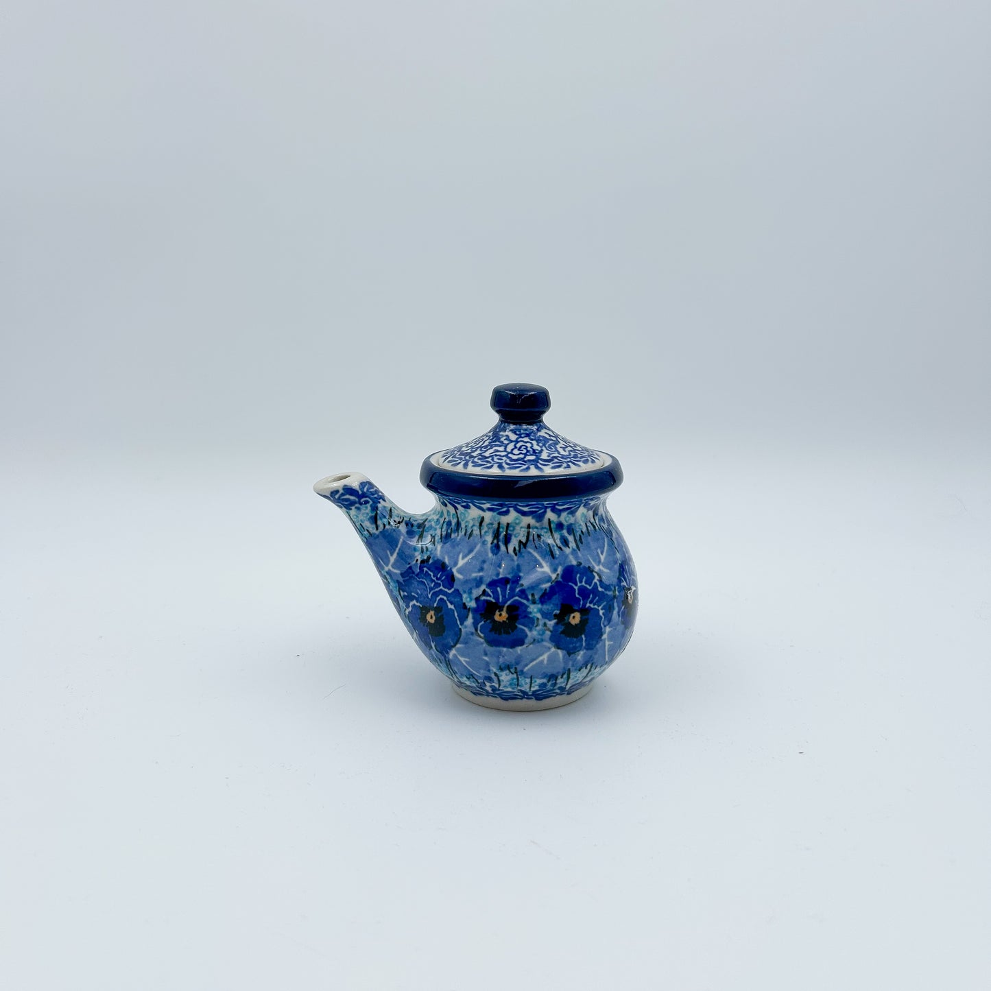 5oz Creamer with lid.  UNIKAT Deep Winter Design