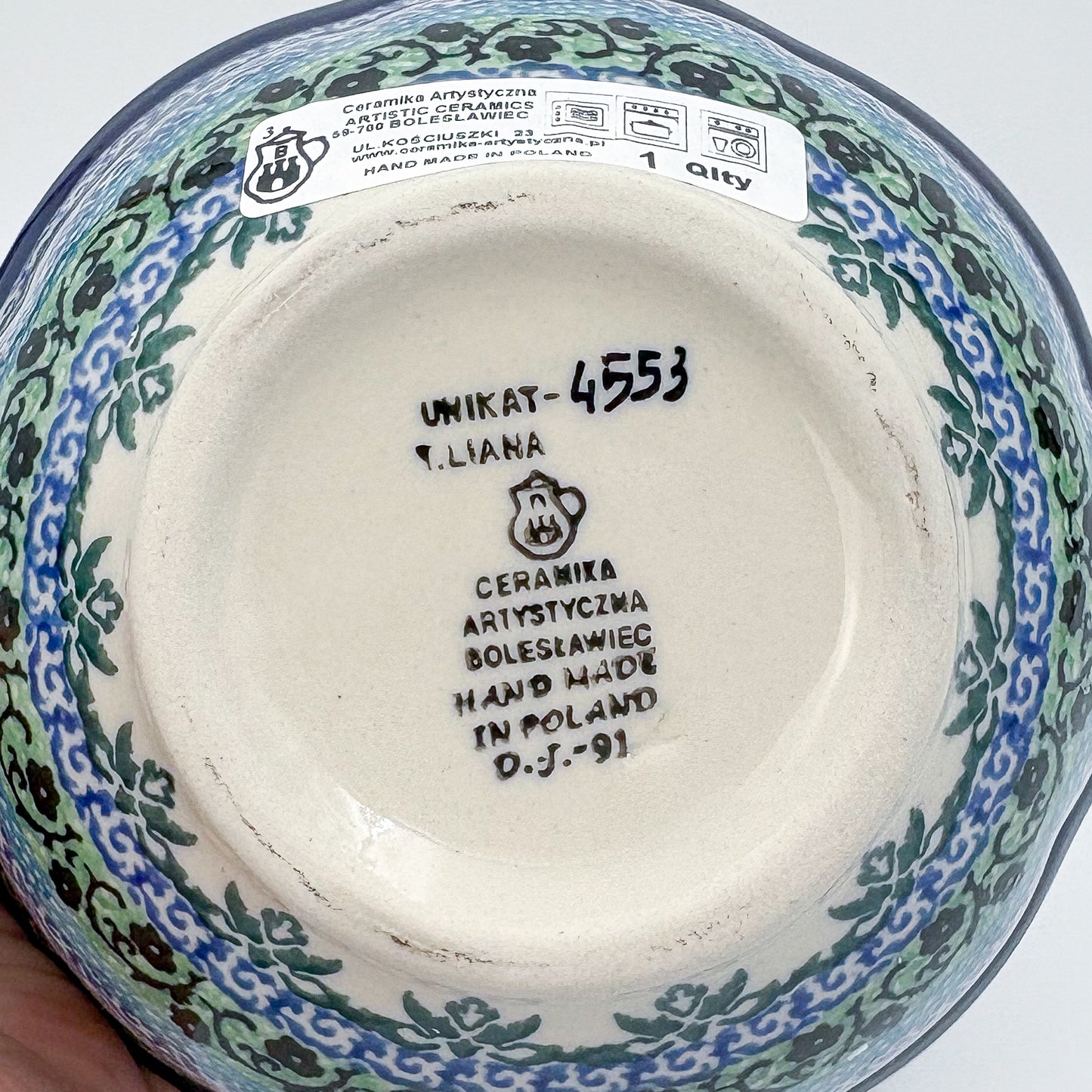 6" Scalloped Bowl.  UNIKAT Spring Floral Garland