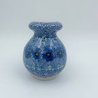 4” floral Parmesan Shaker is a handmade by talented Polish artisans. This is a Polish UNIKAT signature signed by the artist who painted it.
Dimensions 4.13" x 3.23"
Ceramika Bona Company
