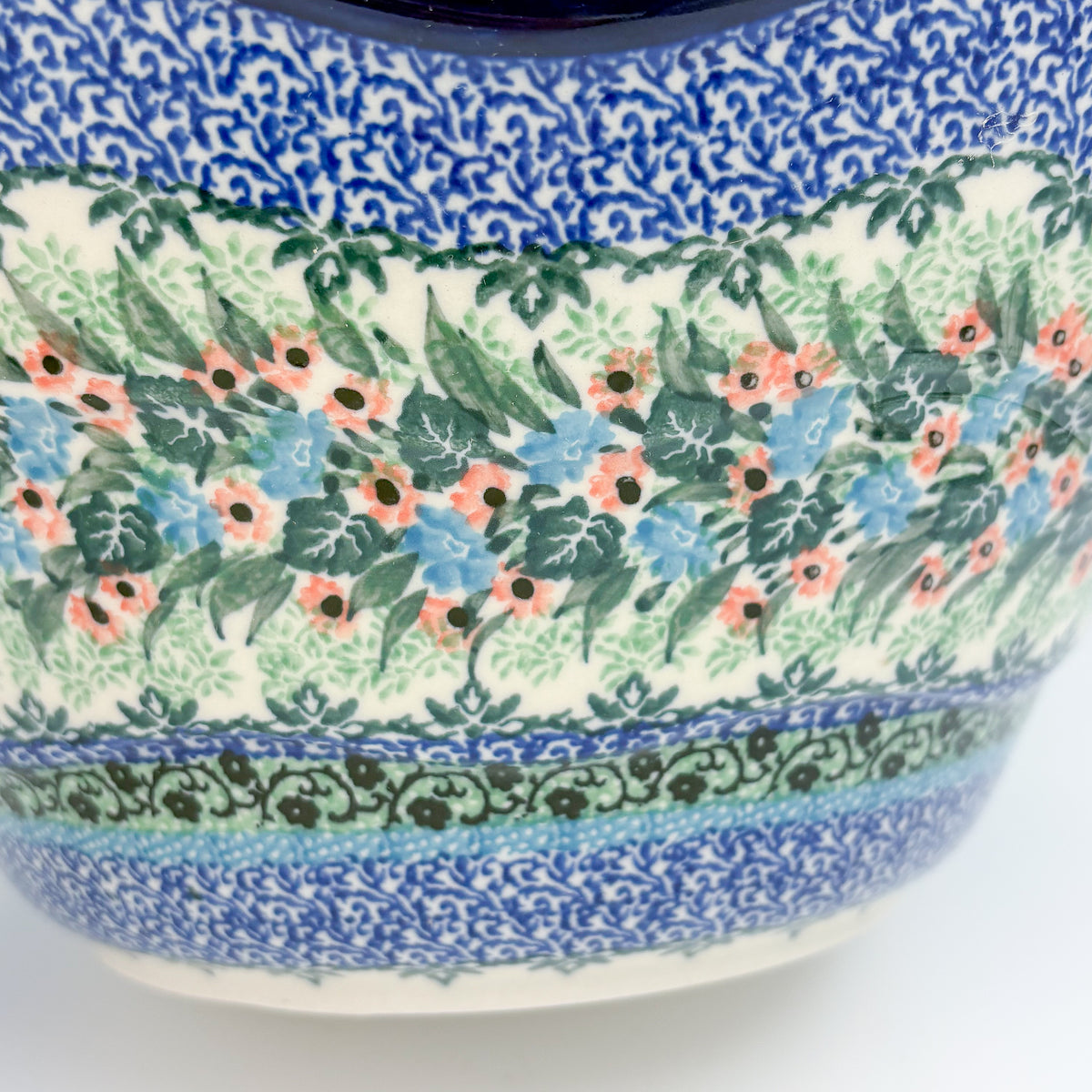 12" Wavy Bowl:  UNIKAT Spring Floral Garland