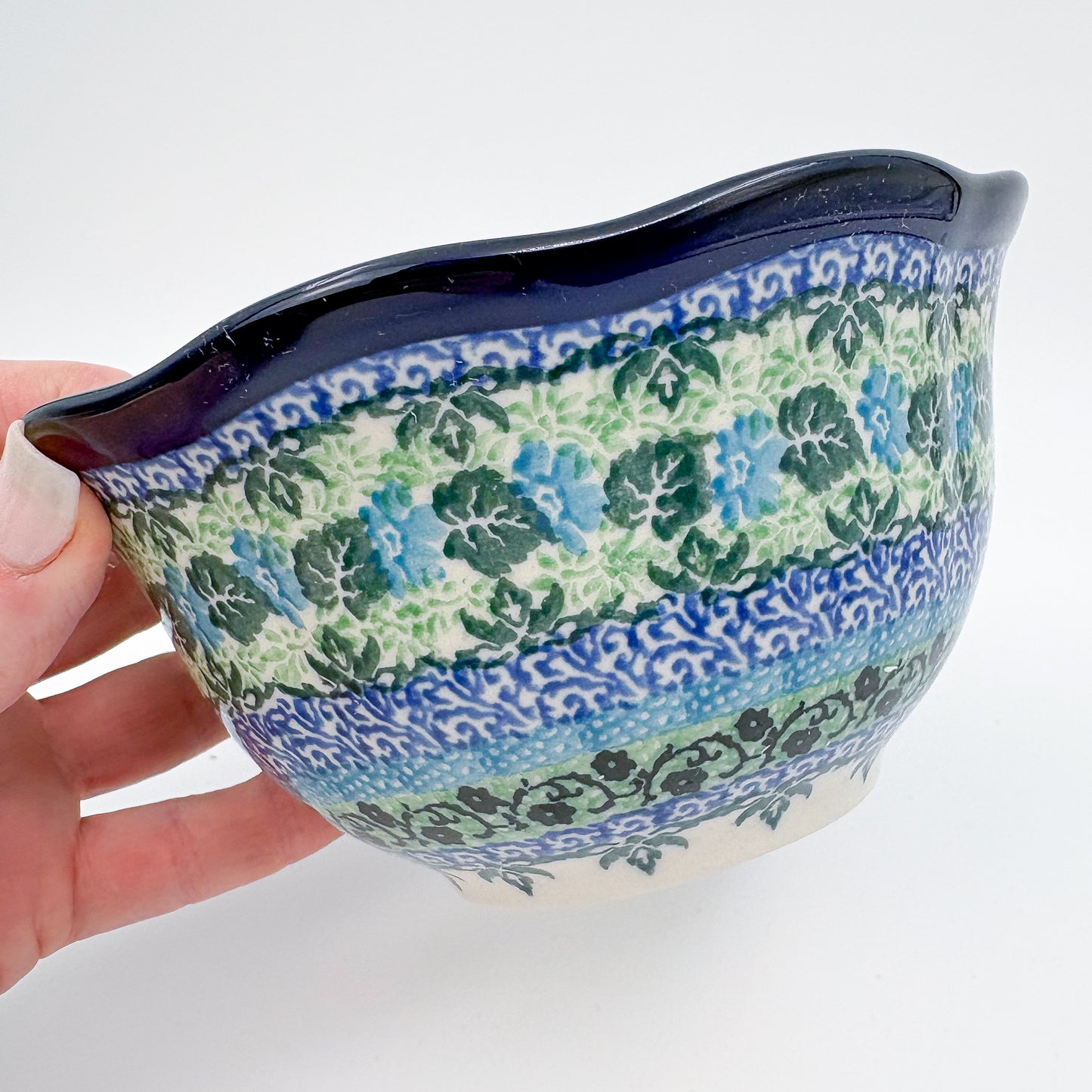6" Scalloped Bowl.  UNIKAT Spring Floral Garland