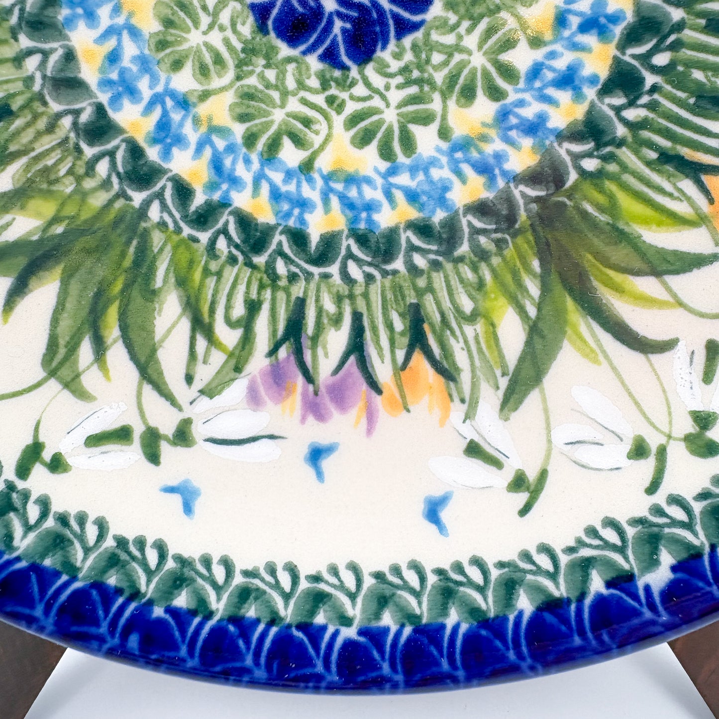 7.5” Plate.  Hand crafted Polish pottery stoneware: UNIKAT Snowdrop Garden