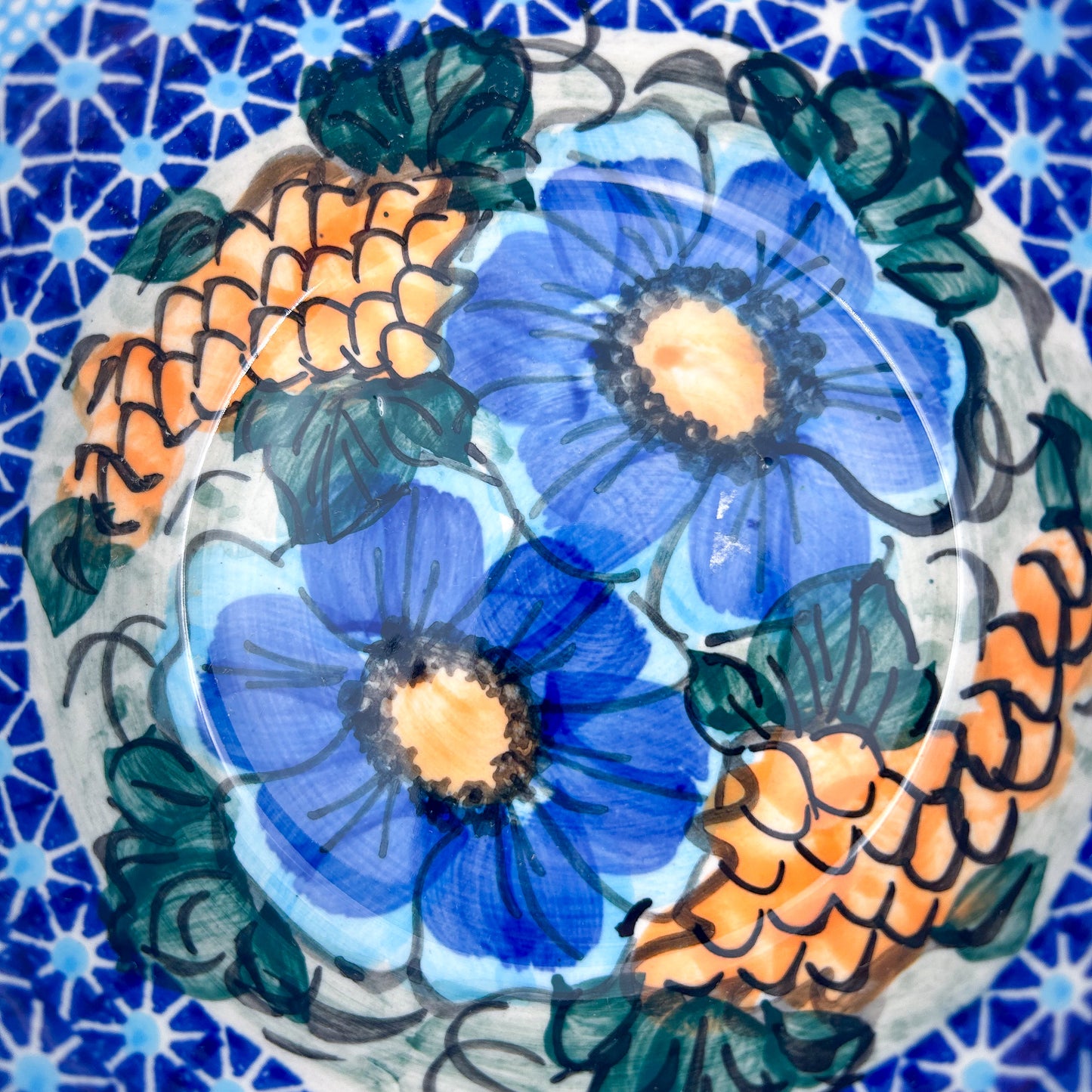 Polish pottery 6.” Farm Bowl in the UNIKAT Corn in the Blue Pattern pattern. 27 ounces of fluid.
Dimension 6.3” X 2.99"
Cer-Raf Company