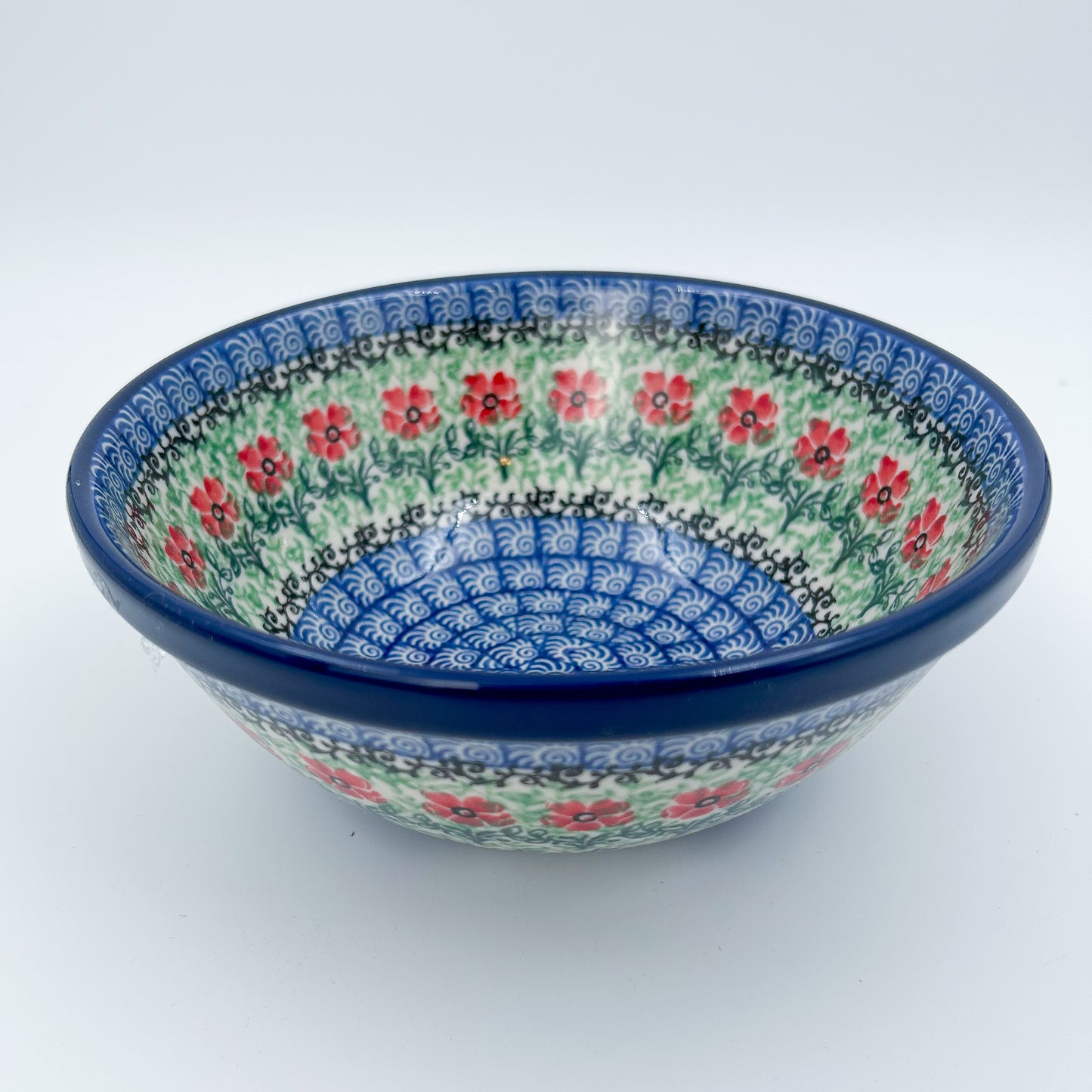 Polish pottery 6.” Bowl in the Maraschino Pattern pattern. Flowers
Ceramika Artystyczna Company