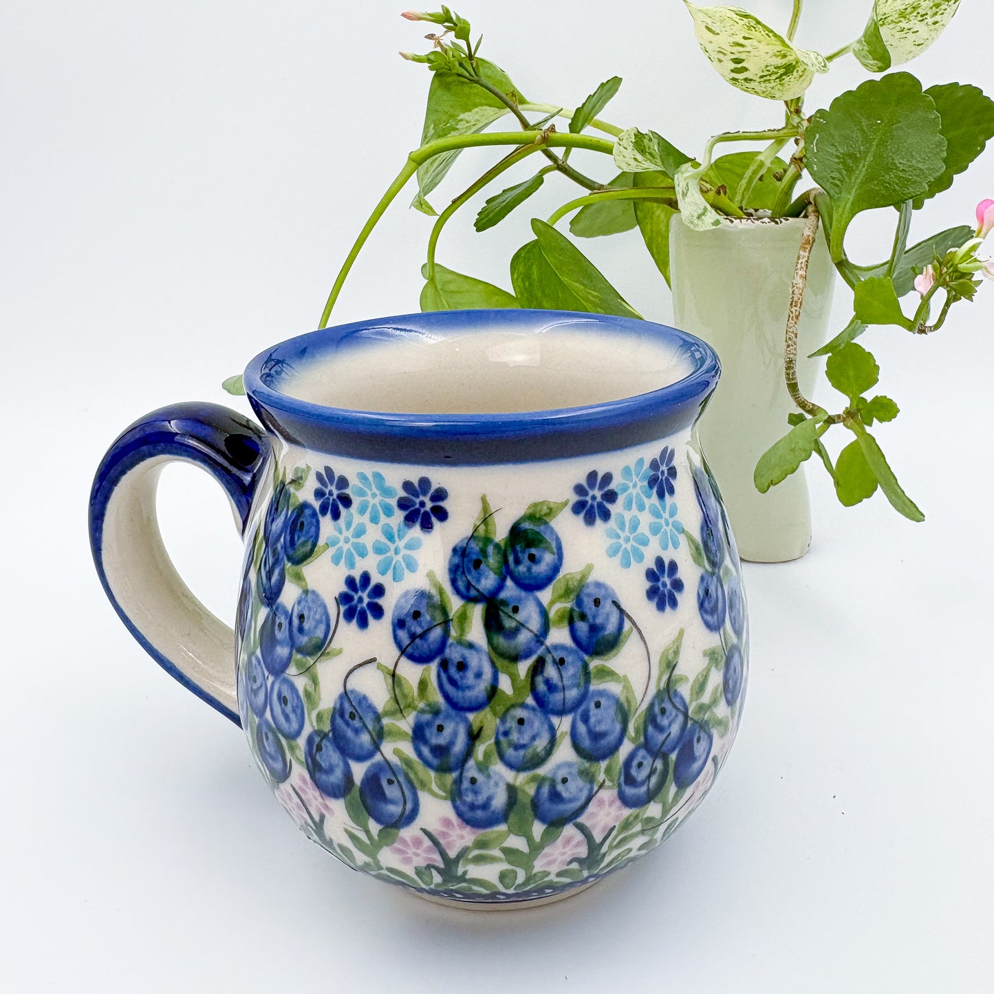 10 oz Bubble Mug. Handcrafted Polish pottery stoneware:  UNIKAT Blueberry Design