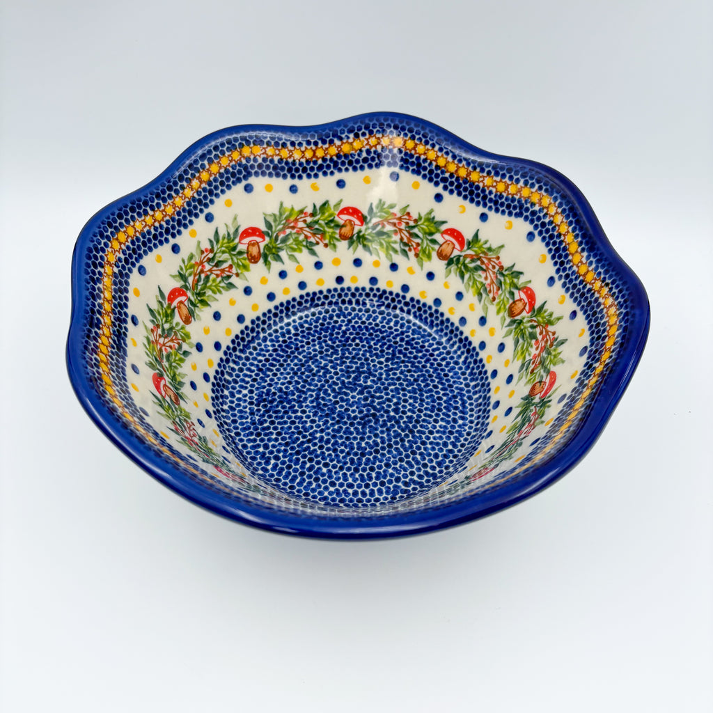 Mushroom Design wavy bowl, top-down view of mushroom wreath and blue dotted center
