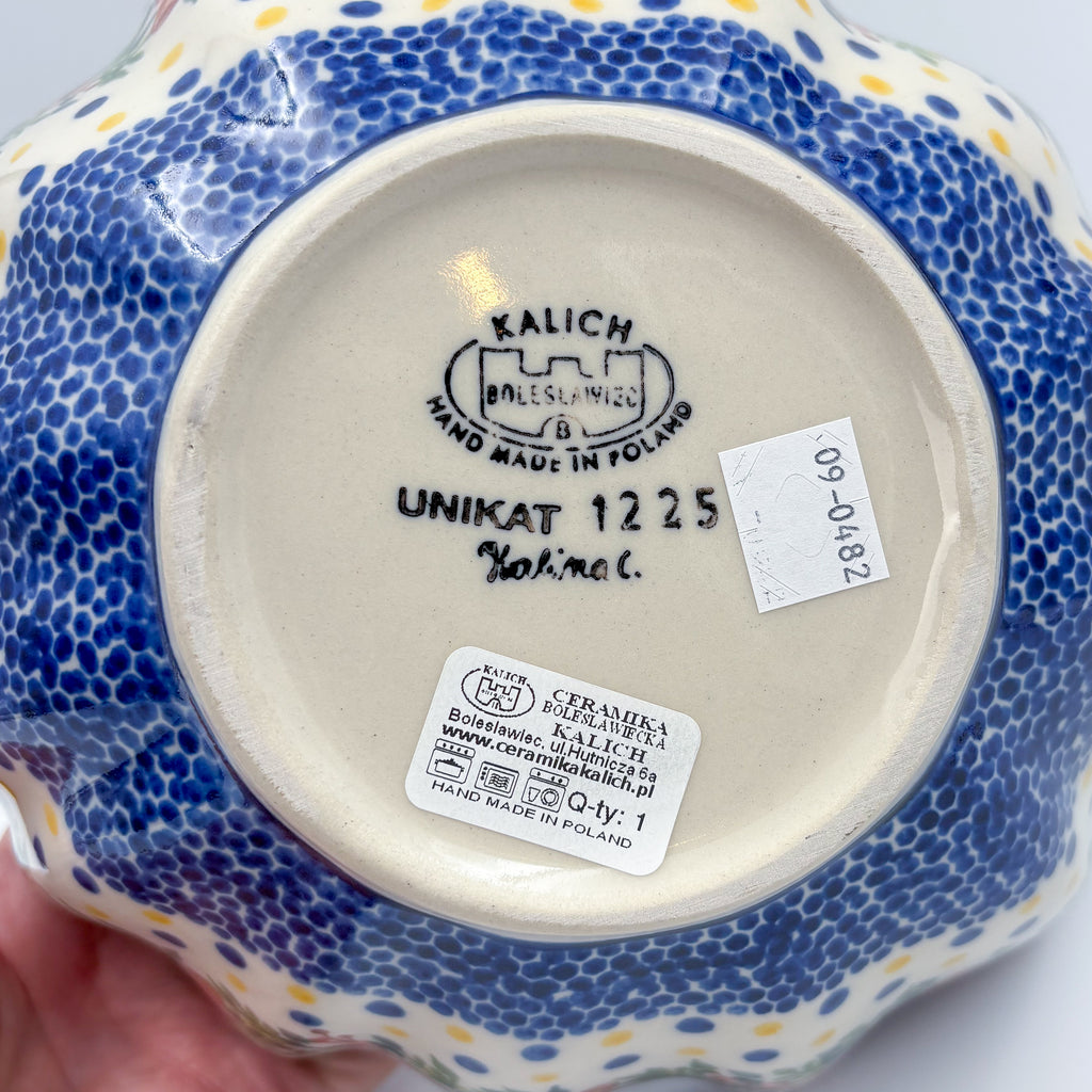 UNIKAT Mushroom Pattern Lodka bowl with handles, bottom stamp with Kalich Boleslawiec Unikat mark