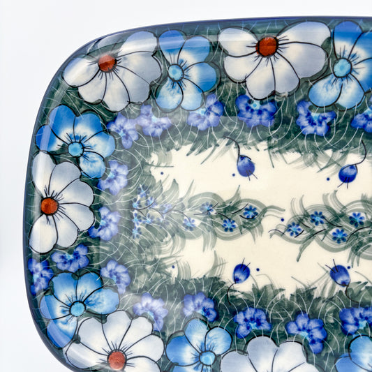 11" Medium Daria Platter.  Hand crafted Polish pottery stoneware: UNIKAT Forget Me Knot Pansy