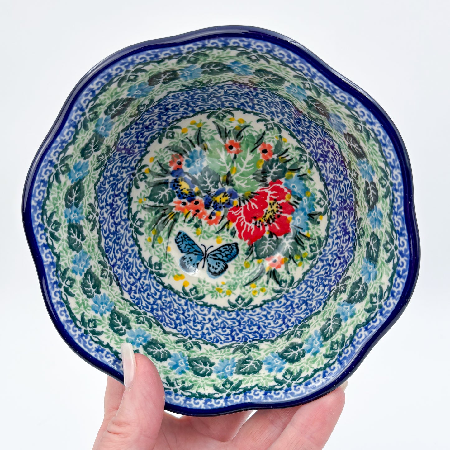 6" Scalloped Bowl.  UNIKAT Spring Floral Garland