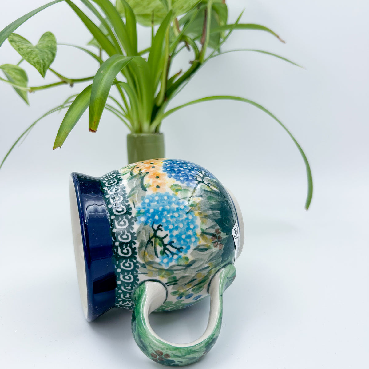 Spring Garden bubble mug, side angle showing handle and floral pattern