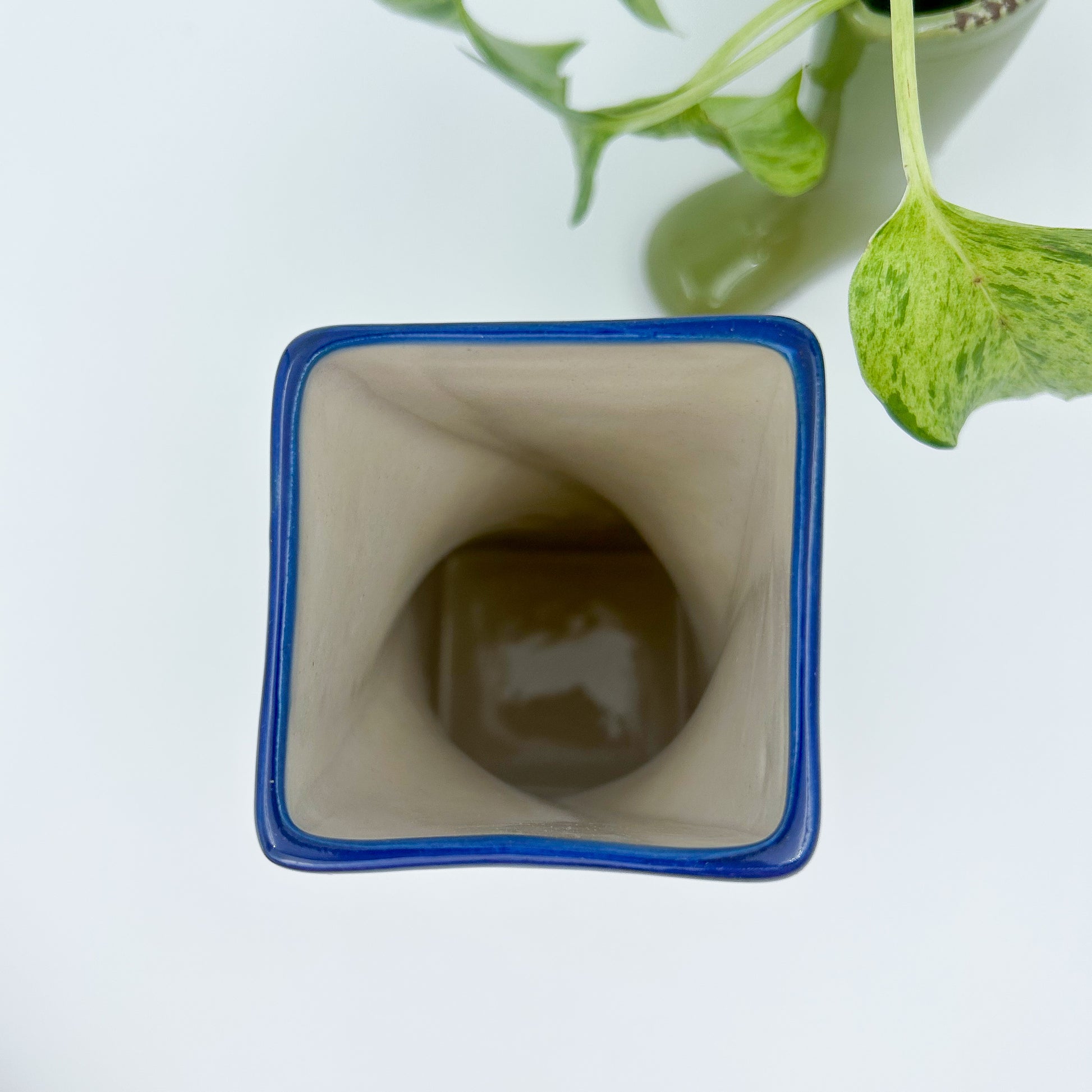 7” floral blue vase is a handmade by talented Polish artisans  Dimensions 6.73" x 2.48"
Ceramika Bona Company