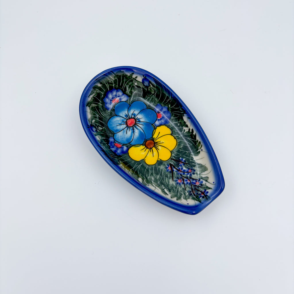 Spoon Rest 5”.  Handmade Polish pottery.  UNIKAT Forget Me Not Pansy Pattern