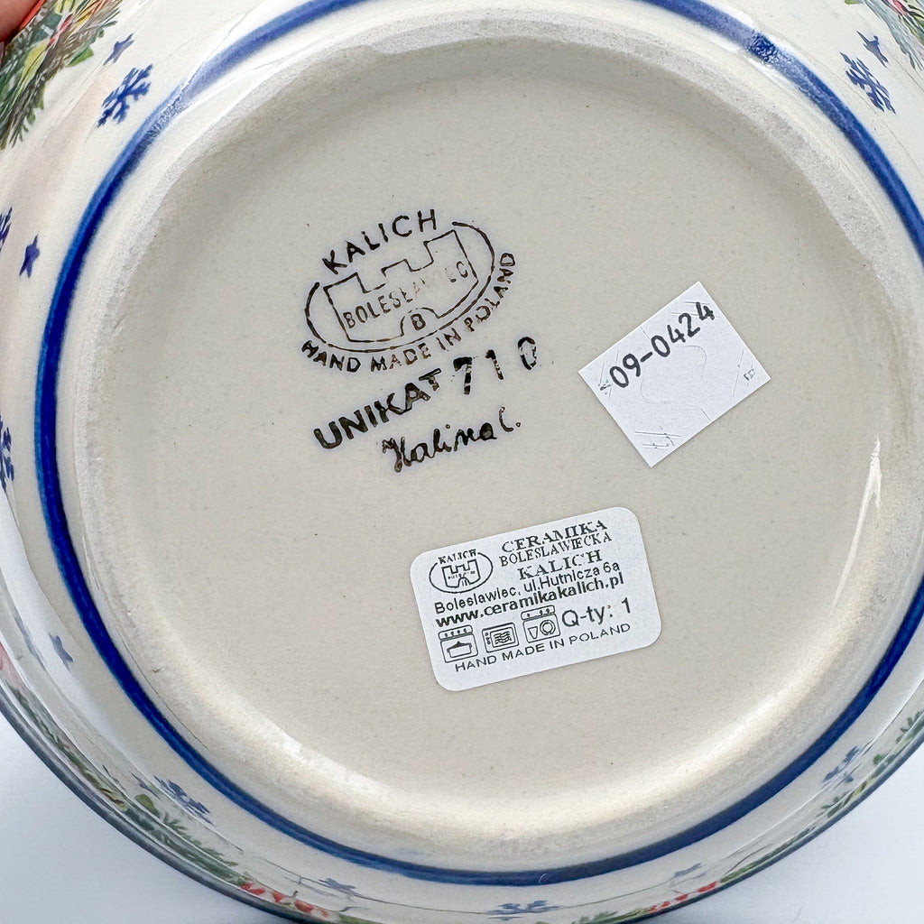 Christmas Cardinals wavy bowl, bottom stamp with Kalich Boleslawiec Unikat mark