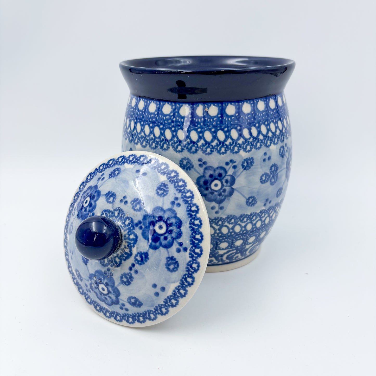 6" Lidded Jar.  Handmade Polish pottery.  UNIKAT Ble Poppy Design