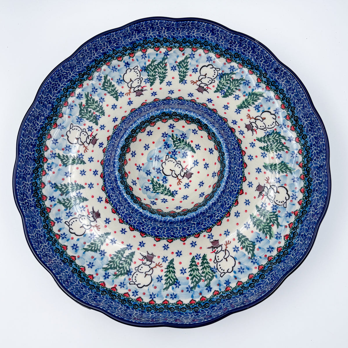 Dancing Snowman chip and dip platter, top-down view with center bowl, snowmen and pine trees