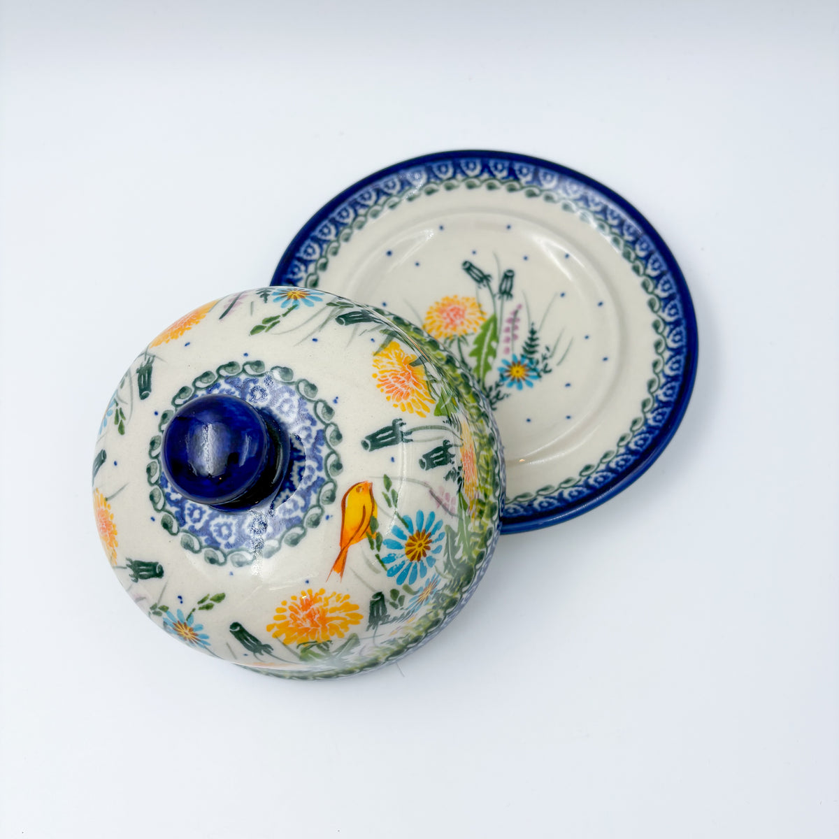 Round Butter/Cheese Covered Dish: UNIKAT Songbird Design