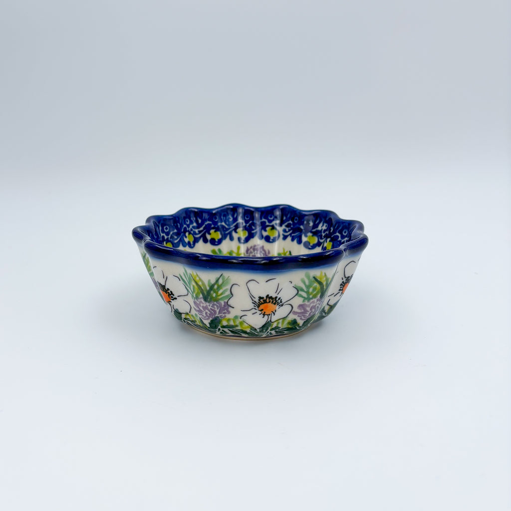 Primrose small babka bowl on white background, straight-on front view