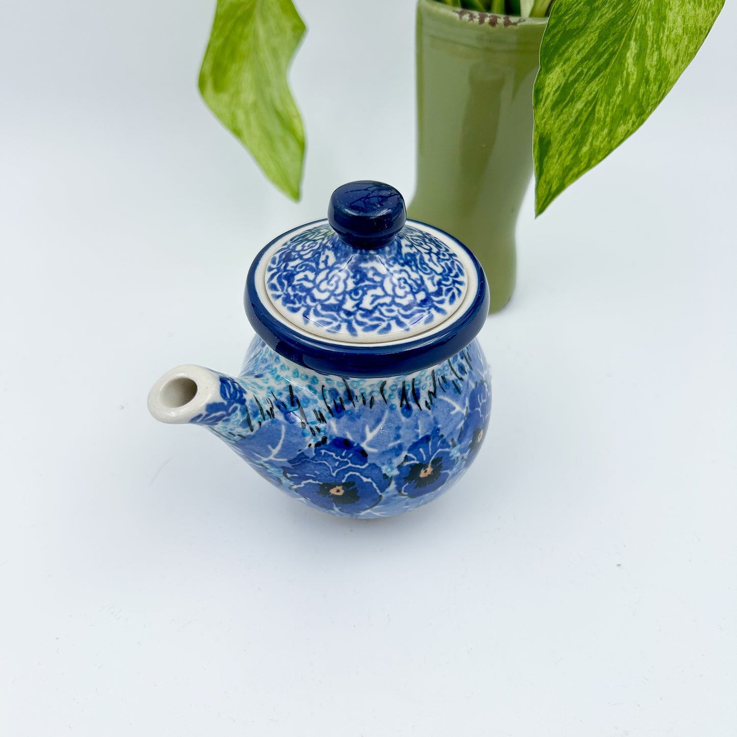 5oz Creamer with lid.  UNIKAT Deep Winter Design