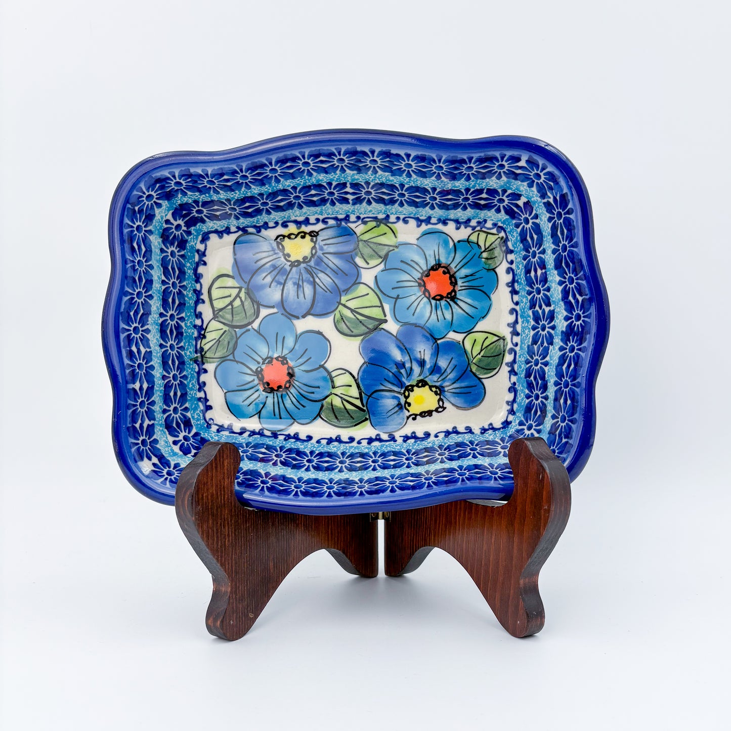 8” Baker Handmade in Poland.  UNIKAT Bold Blue Poppies Design