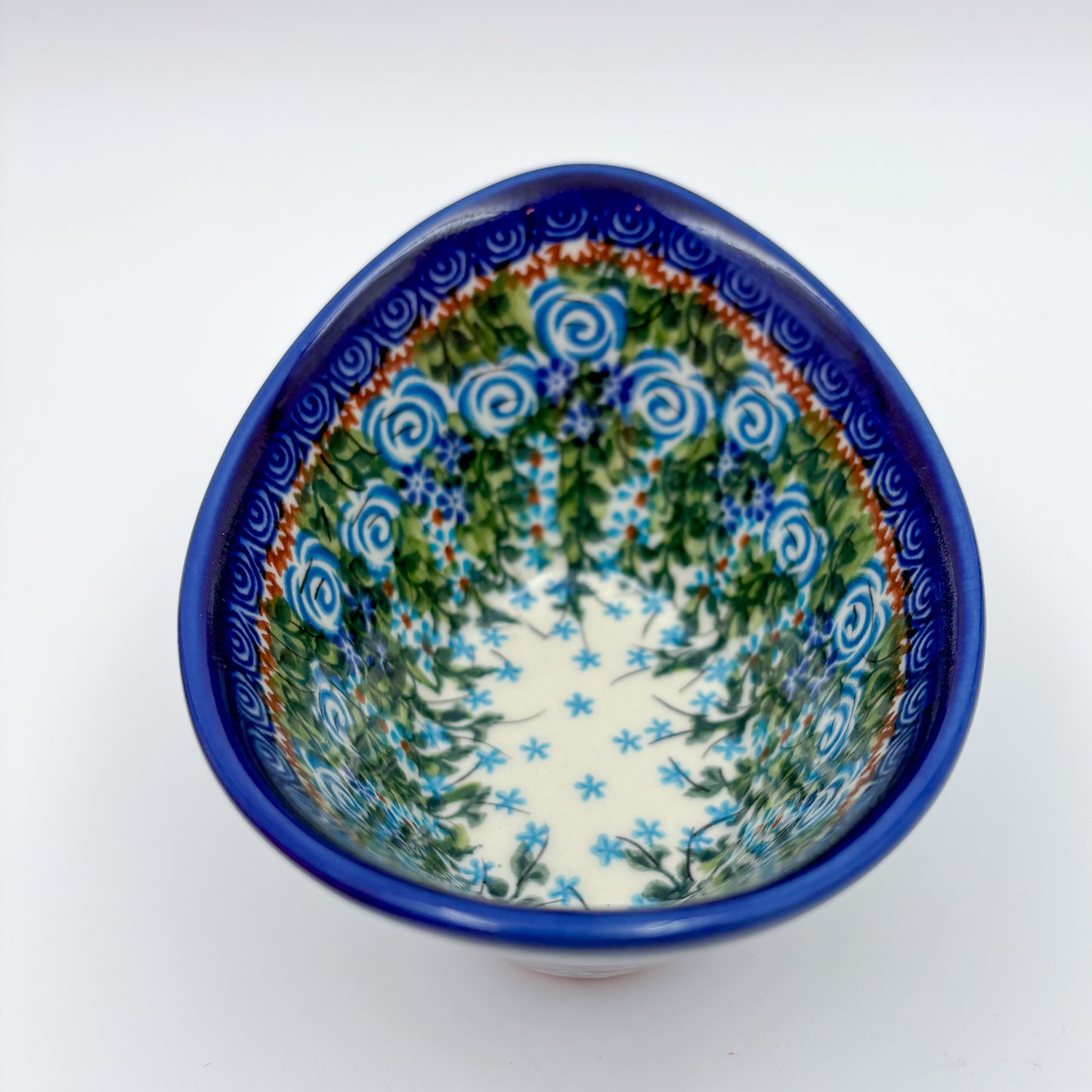 6” Oval Tub Bowl.  Hand crafted Polish pottery stoneware:  UNIKAT Whispering Ferns Design