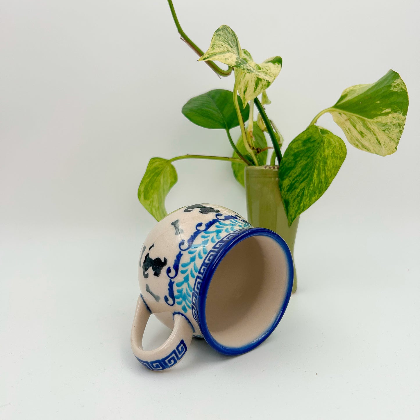 8 oz Puppy Bubble Mug. Handcrafted Polish pottery stoneware: Puppy Pleasure Pattern
