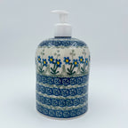  7” floral soap dispenser is a handmade by talented Polish artisans. Dimensions 6.73” x 3.74"
Ceramika Artystyczna Company
