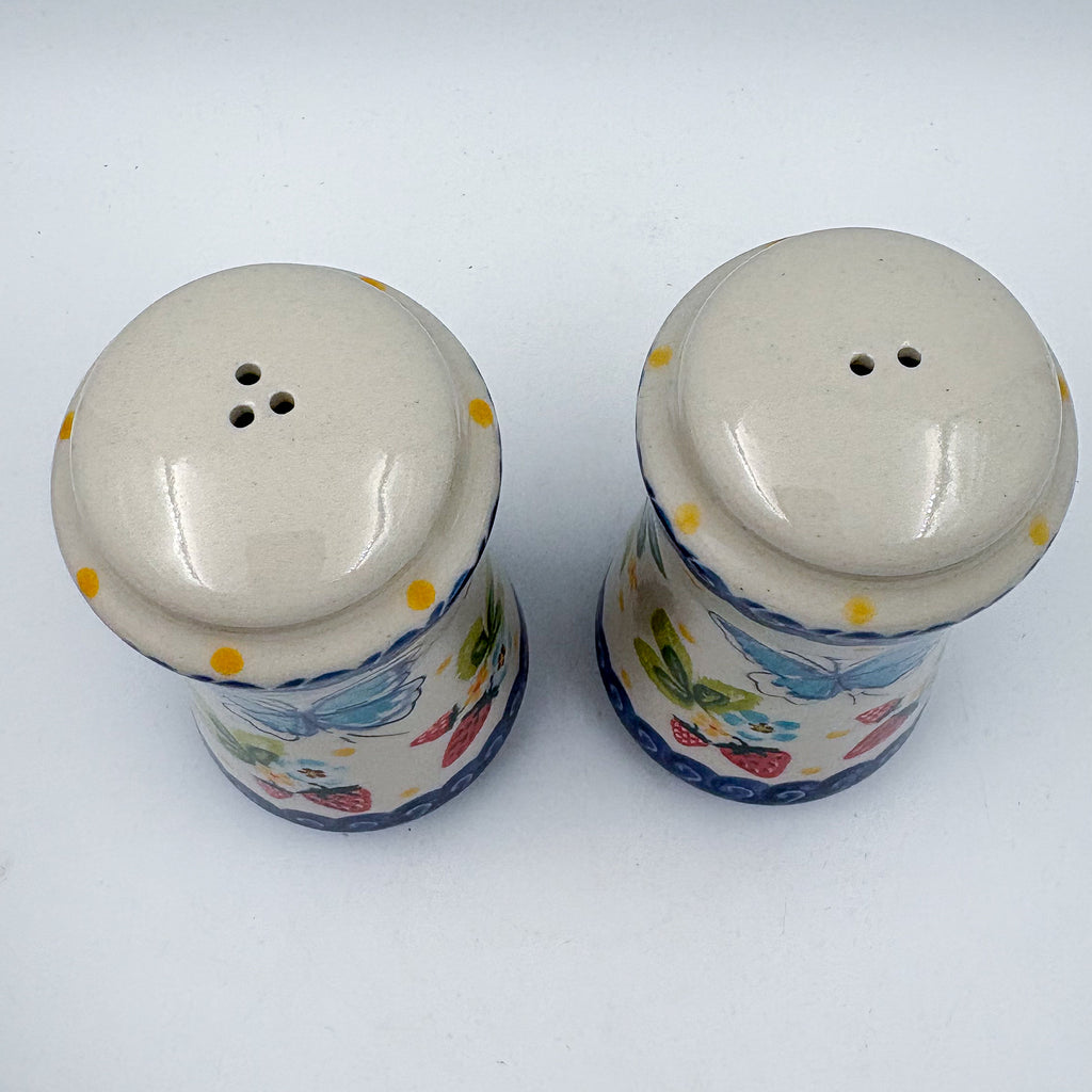 5” Salt and Pepper Shakers.  Handmade Polish pottery.  UNIKAT Strawberry Fields