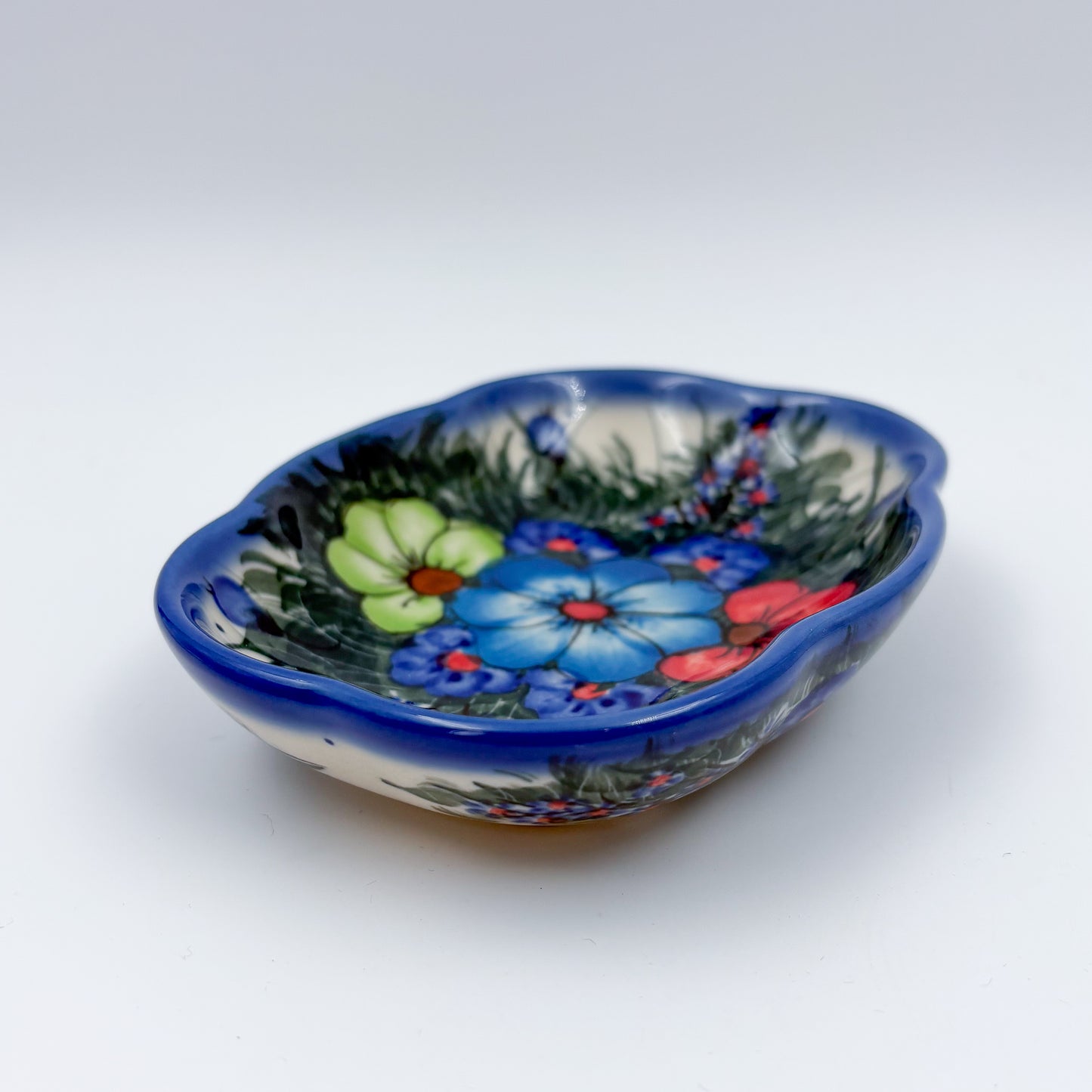 5" Soap Dish.  Handmade Polish pottery.  UIKAT Forget Me Not Design