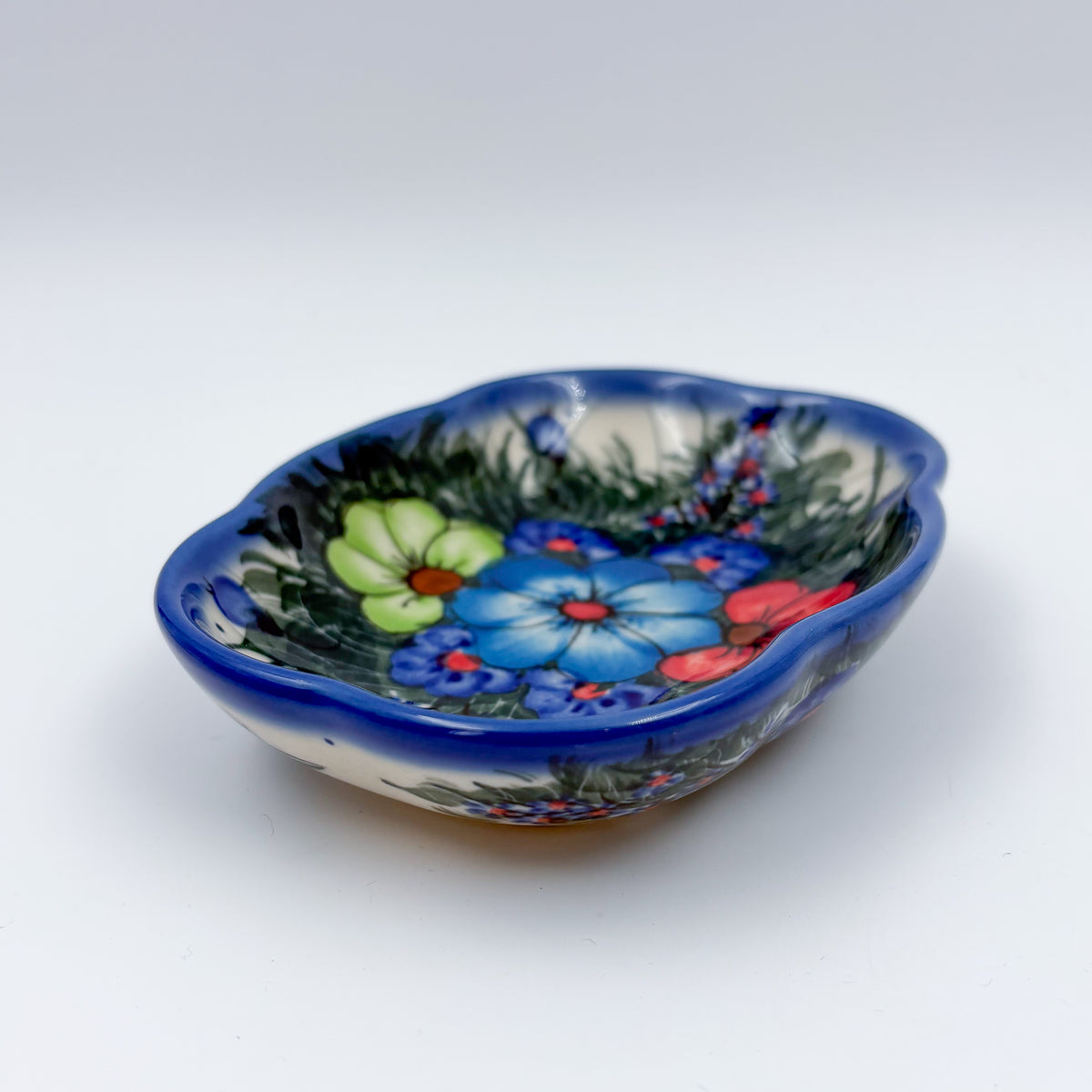 5" Soap Dish.  Handmade Polish pottery.  UNIKAT Forget Me Not Design - Style 2